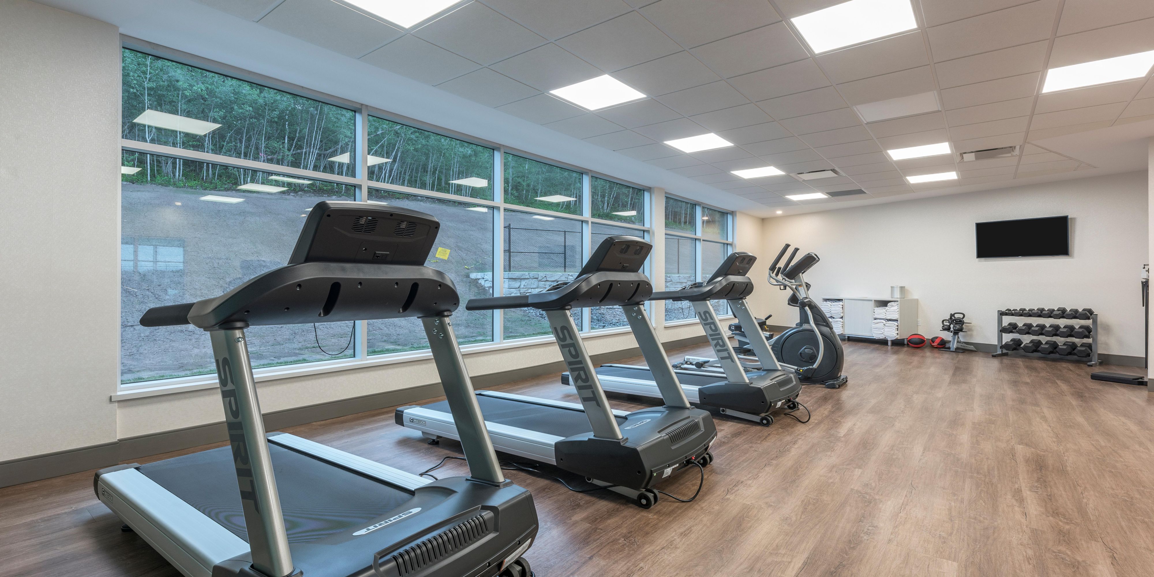Our hotel features a larger-than-average hotel fitness center, with a great variety of equipment, suitable for any type of workout. We've got several cardio options including treadmills, elliptical and recumbent bike. We also have a full set of dumbbell free weights up to 50lbs, yoga mats and more! (Subject to COVID-19 restrictions)
