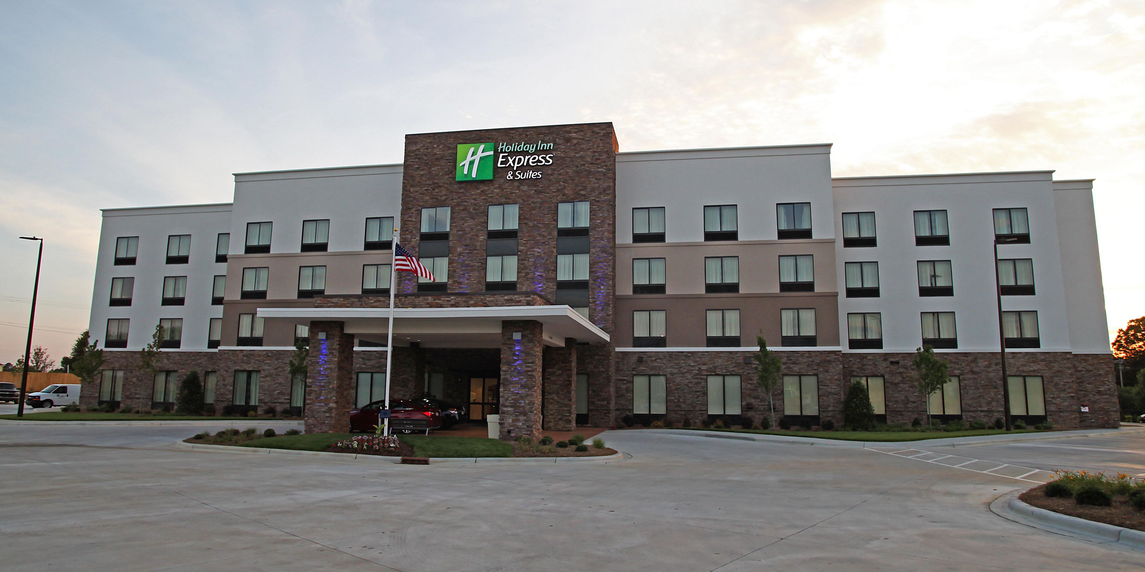 Holiday Inn Express & Suites Monroe