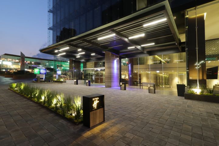 Holiday Inn Express & Suites Monterrey Valle