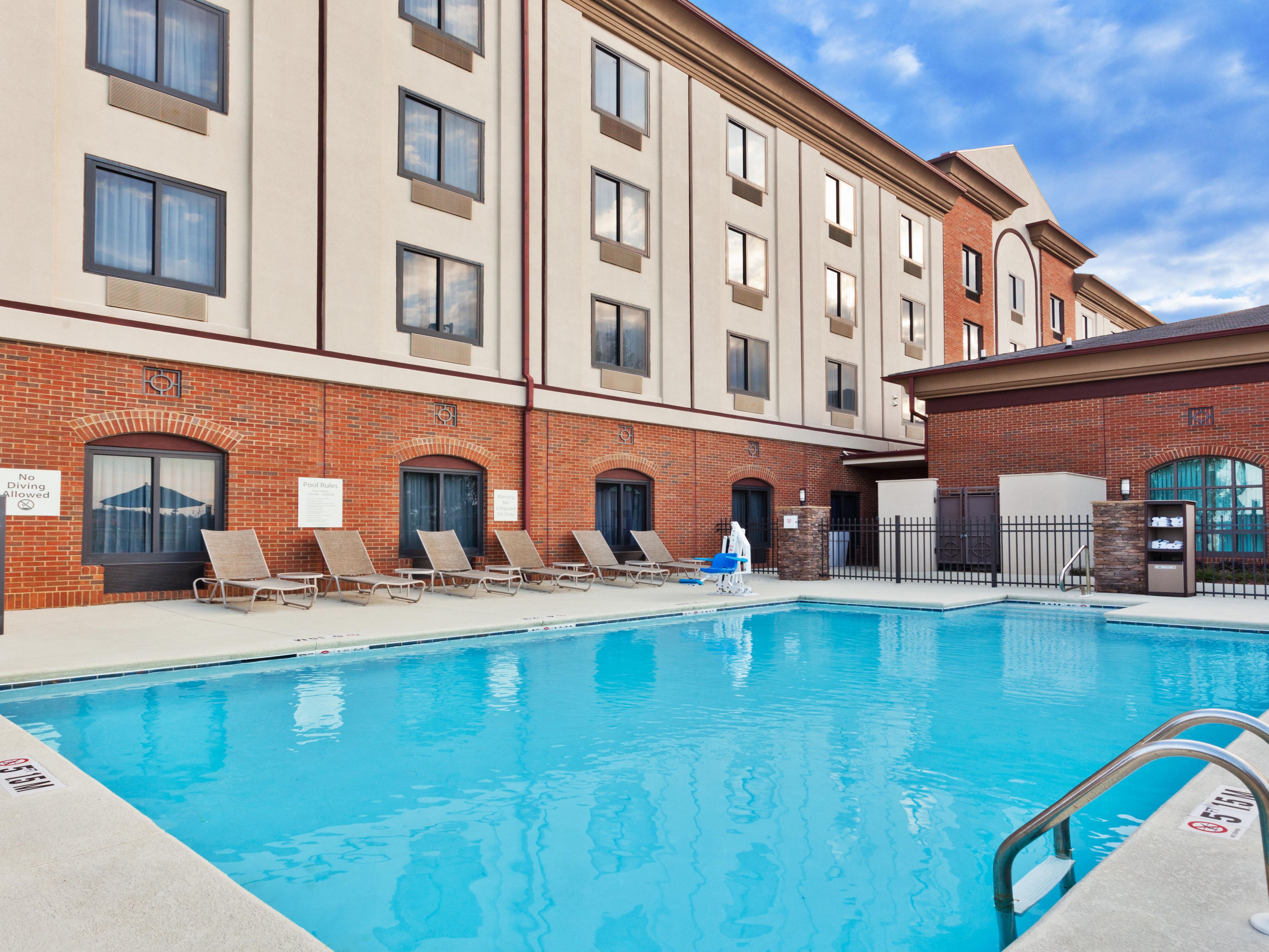 Our hotel completed renovations 2019, has an outdoor, salt filtered pool, outdoor cabanas for dining and relaxing, and a modern fitness facility, with state-of-the-art equipment including cardio, treadmills, free weights, and elliptical machines. We also have plenty of free parking and all indoor corridor rooms.