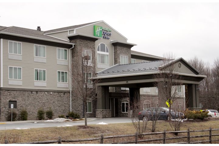 Holiday Inn Express & Suites Montgomery