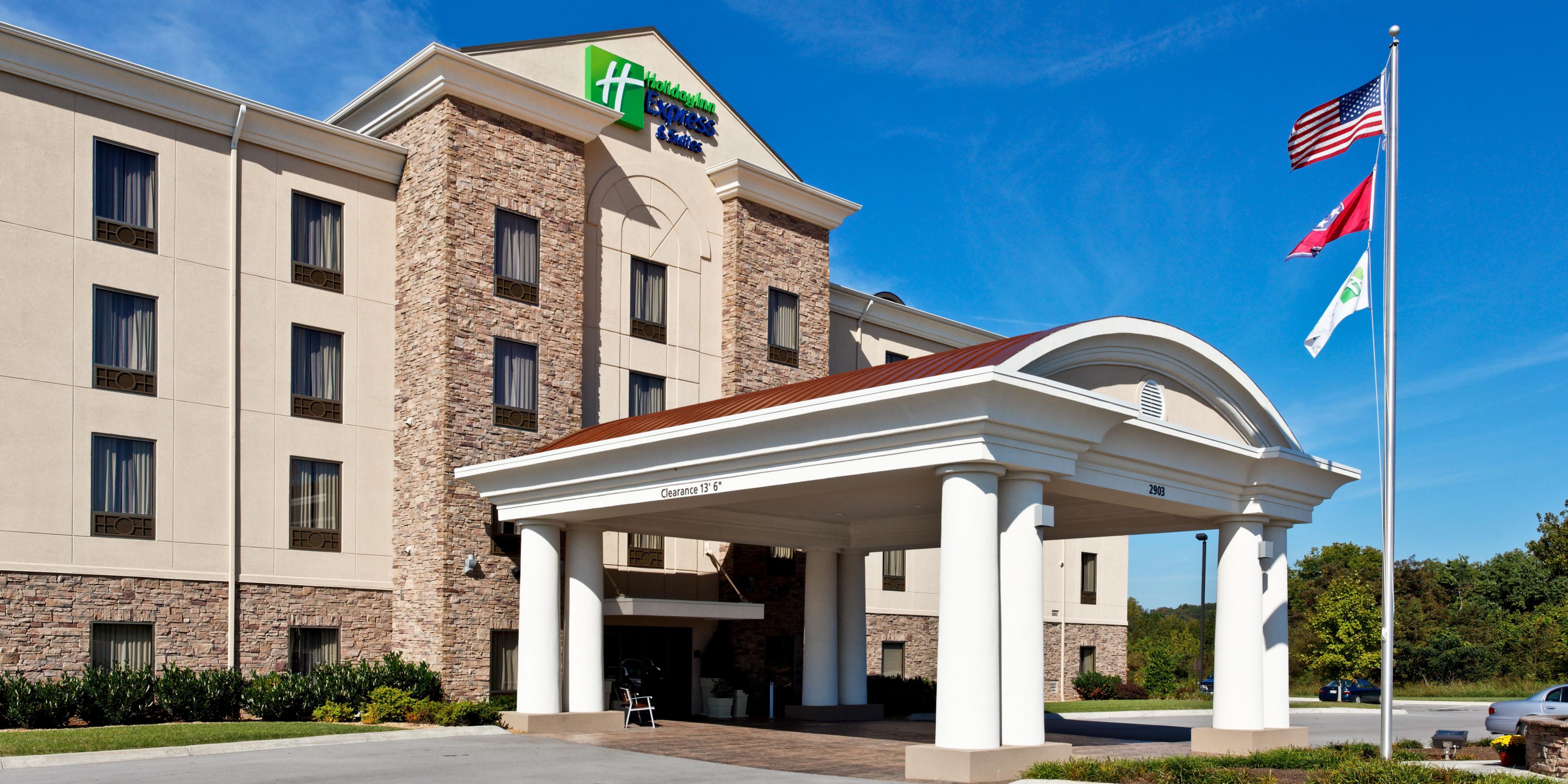 Holiday Inn Express & Suites Morristown