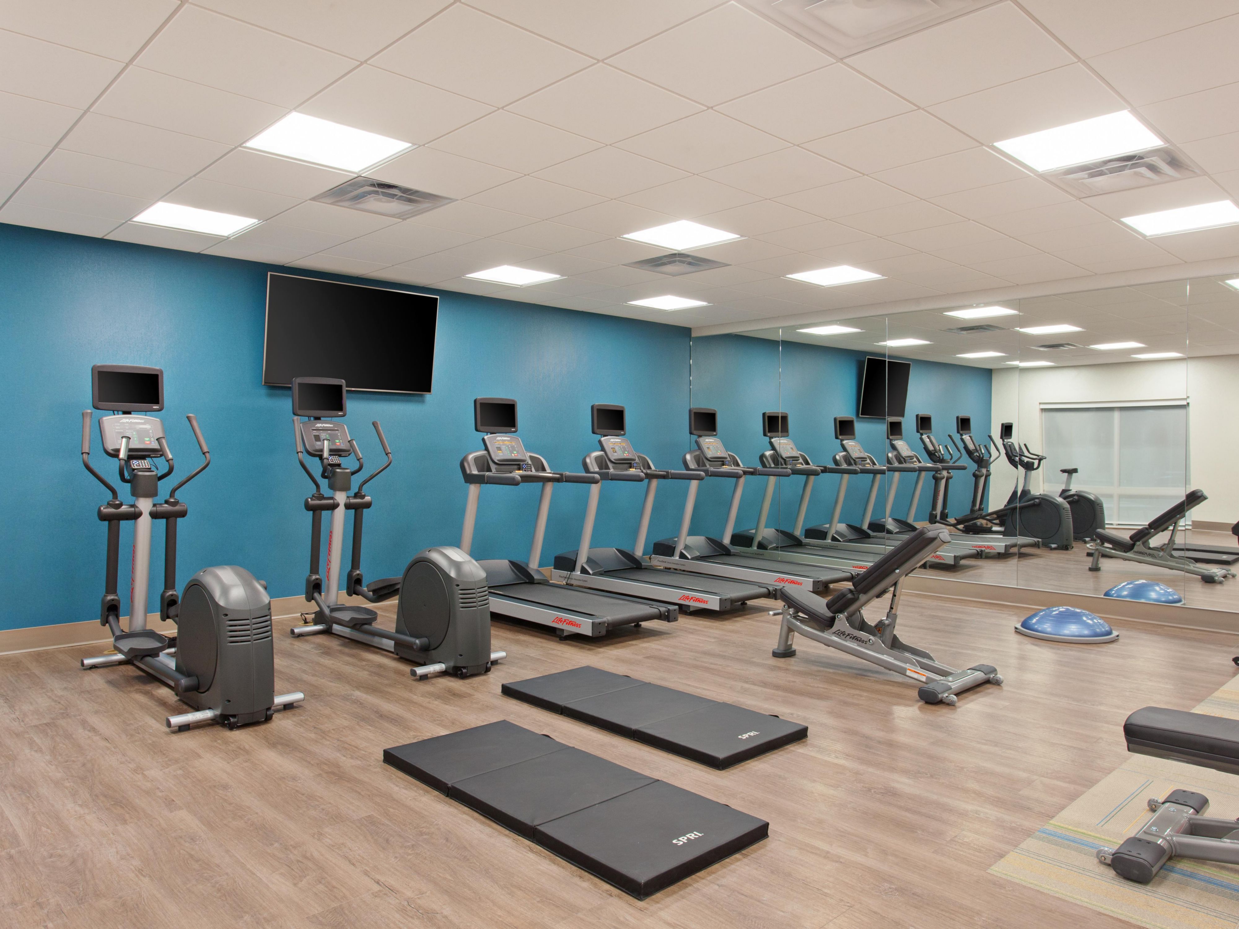 Boutique Hotel in Moses Lake | Holiday Inn Express & Suites Moses Lake