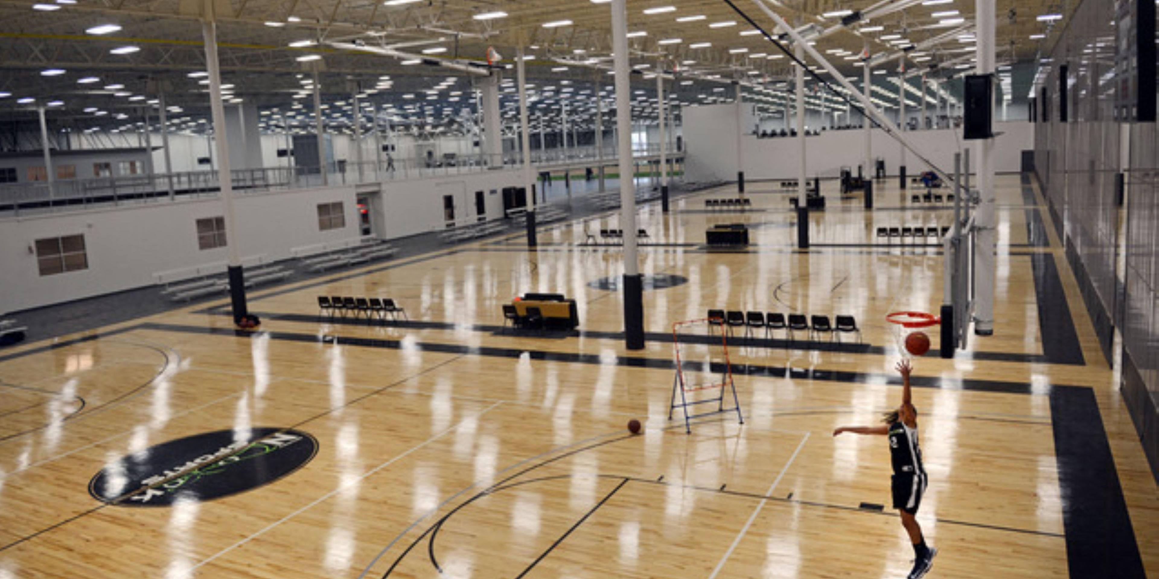The largest indoor sports complex in North America is just minutes away. Whether you are traveling for a tournament or personal fitness, Holiday Inn Express & Suites Lancaster/Mt Joy is your destination.