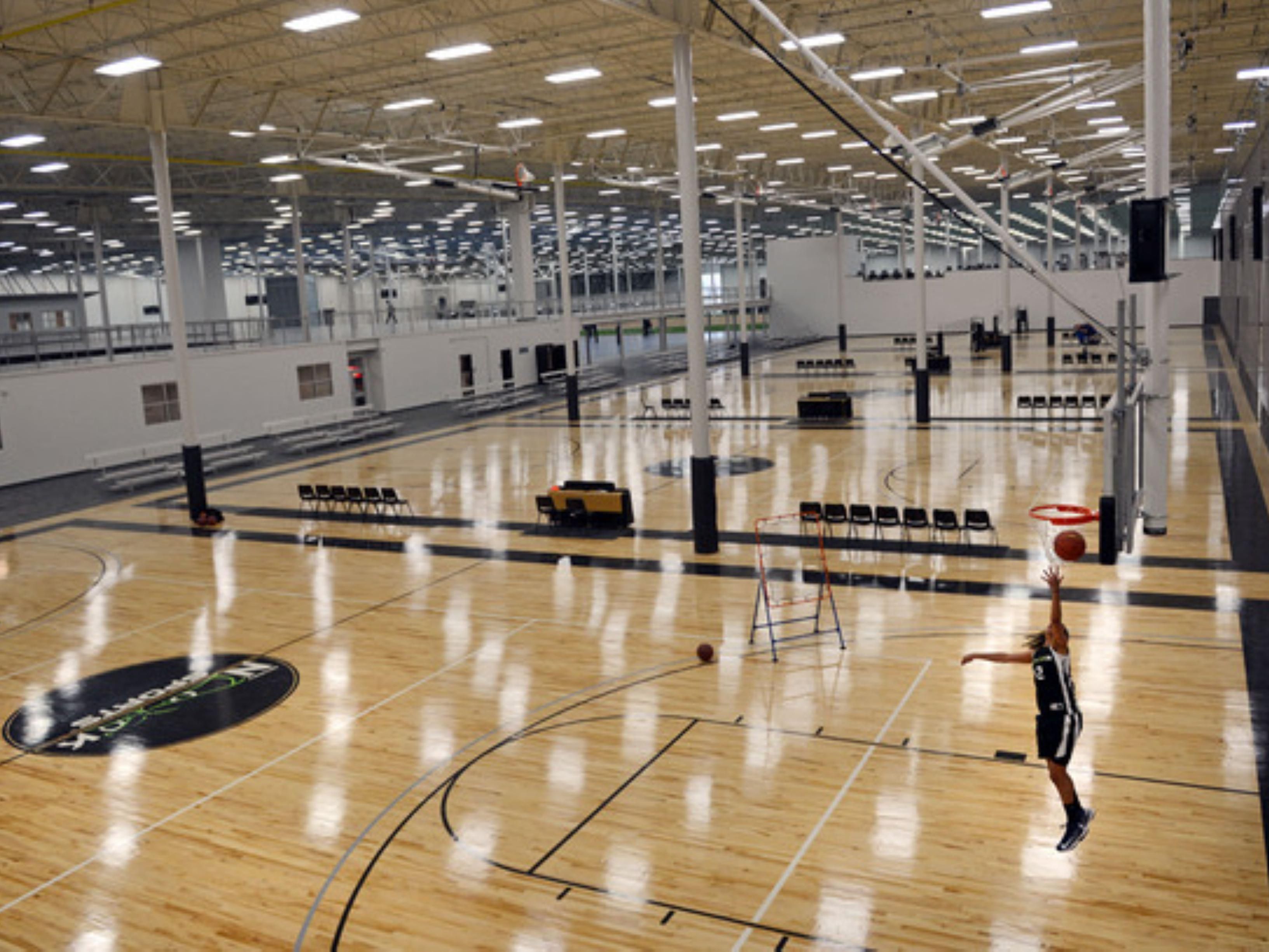The largest indoor sports complex in North America is just minutes away. Whether you are traveling for a tournament or personal fitness, Holiday Inn Express & Suites Lancaster/Mt Joy is your destination.