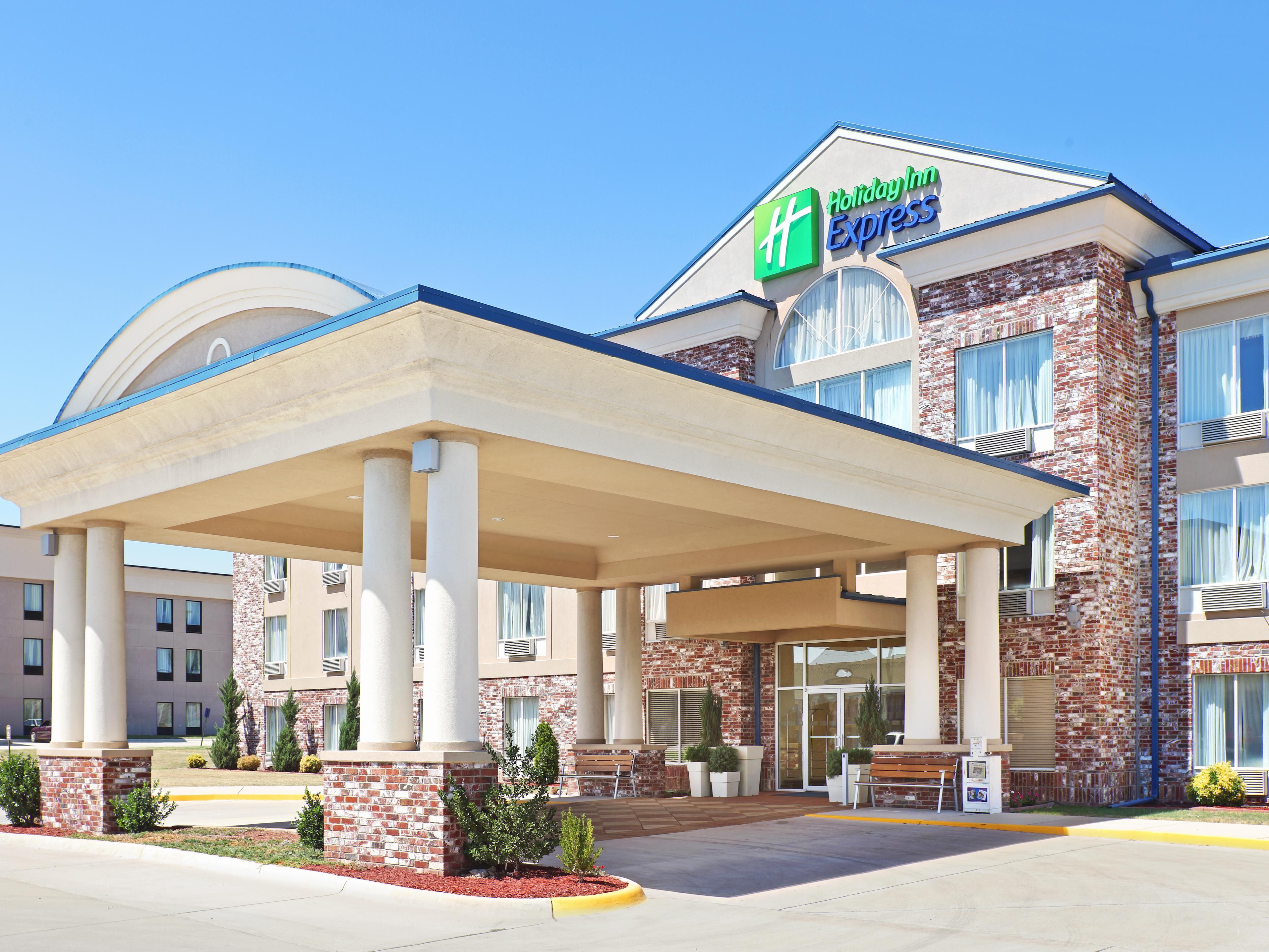 Affordable Hotel in Mountain Home, AR | Holiday Inn Express & Suites ...