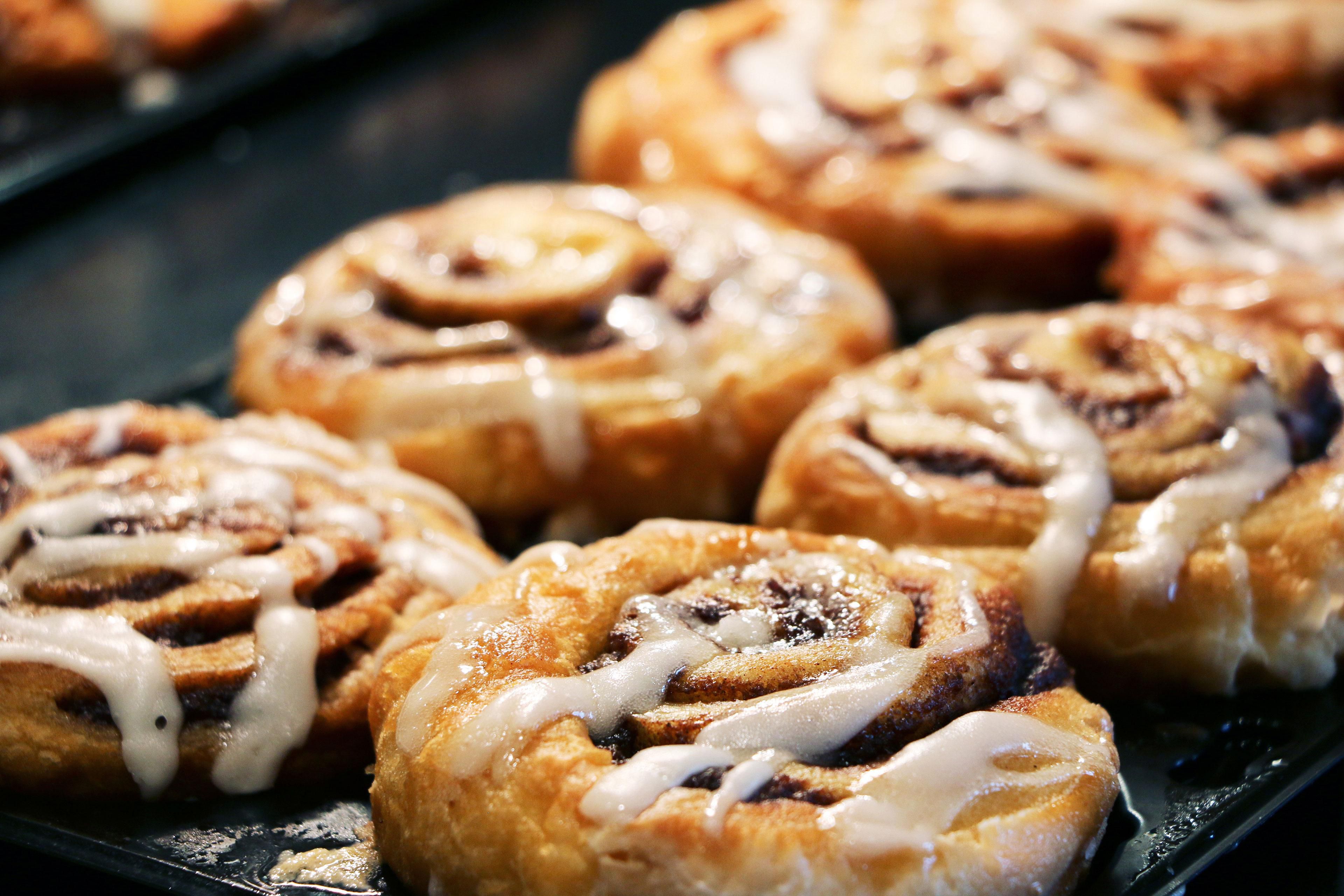 Kick off your morning with our complimentary breakfast, designed to fuel your adventures—big or small. Whether you’re heading to Ball State, downtown, or just getting back on the road, enjoy a fresh, easy-going start that’s as welcoming as our hotel.
