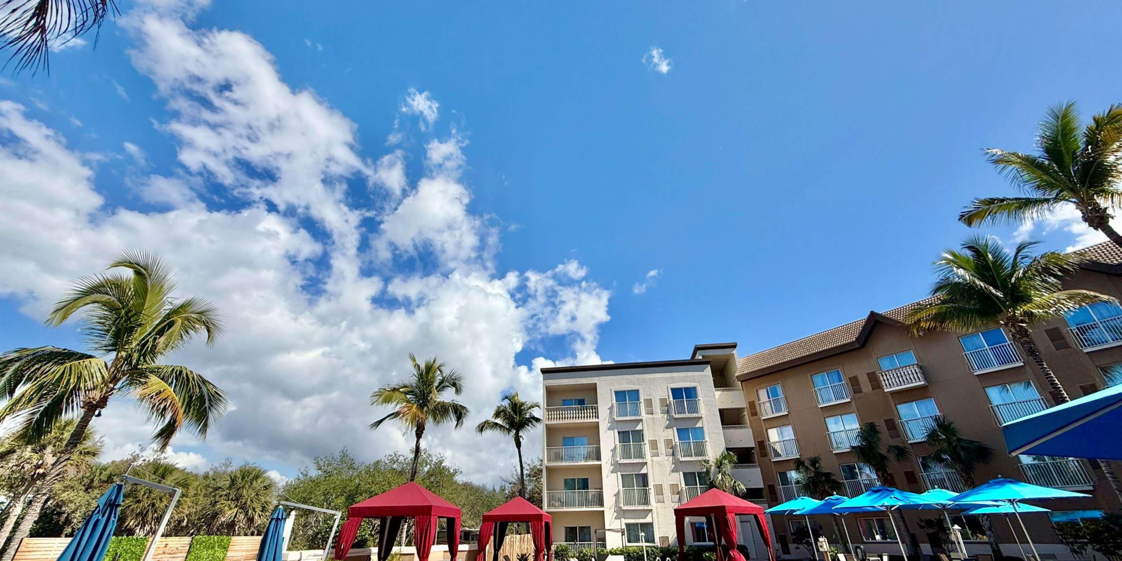 Holiday Inn Express & Suites Naples Downtown - 5 th Avenue
