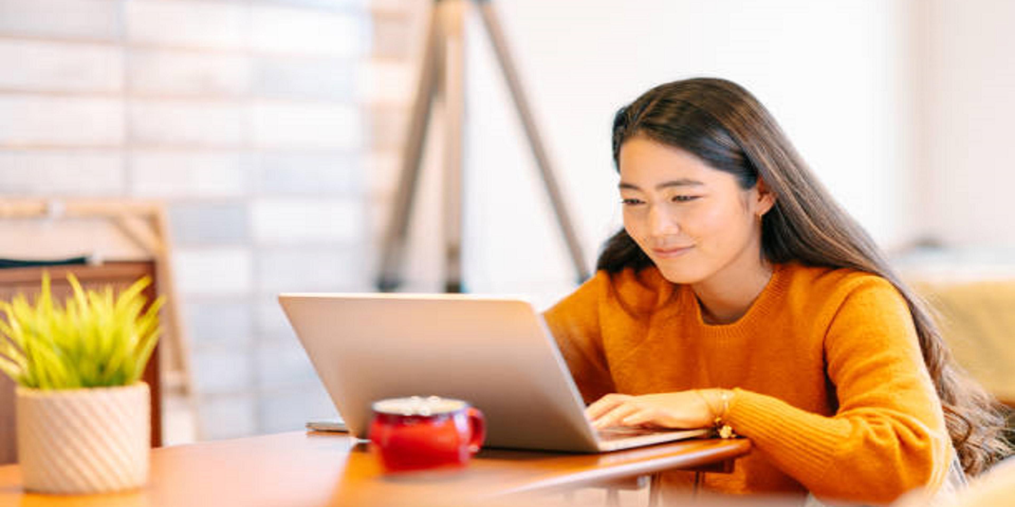 Enjoy all the essentials you need to make your stay productive, including fast, free Wi-Fi and plentiful charging stations.