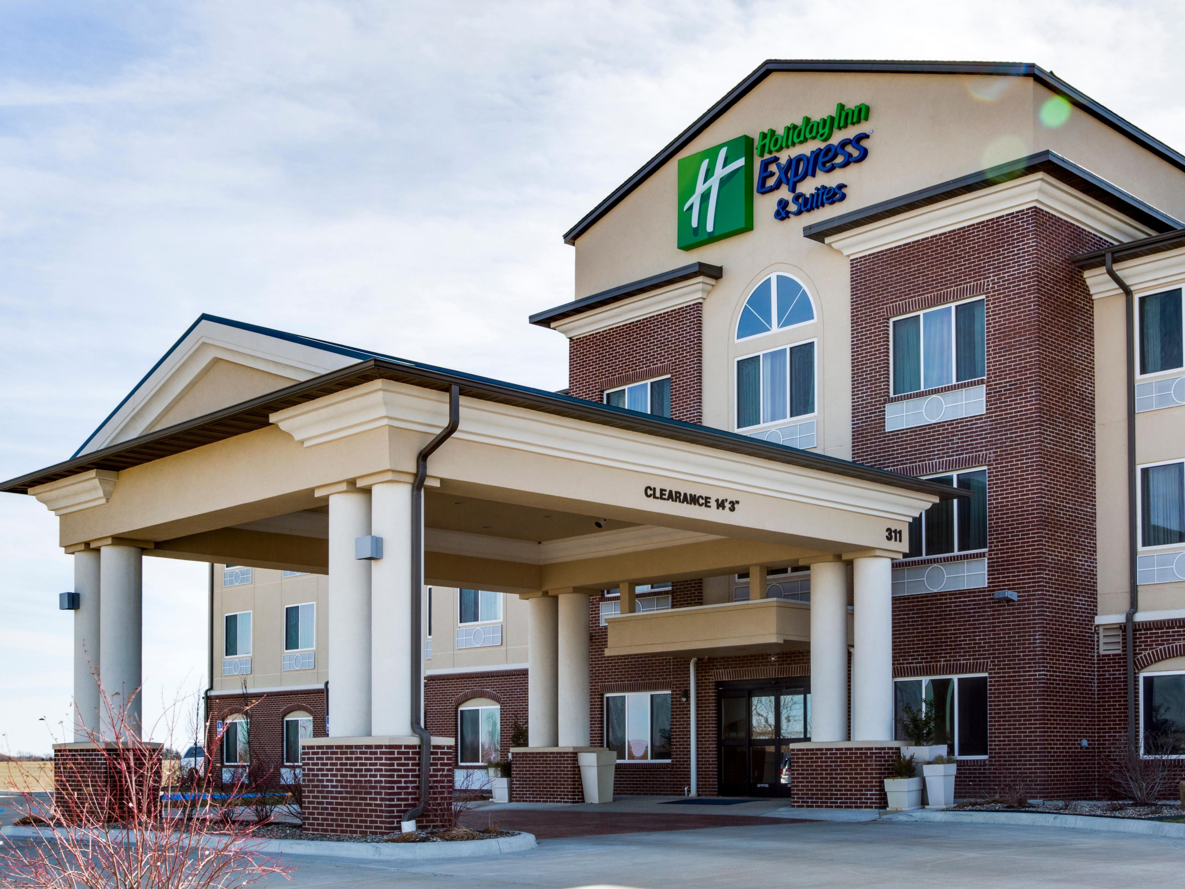 Hotel Specials For Holiday Inn Express & Suites Nevada