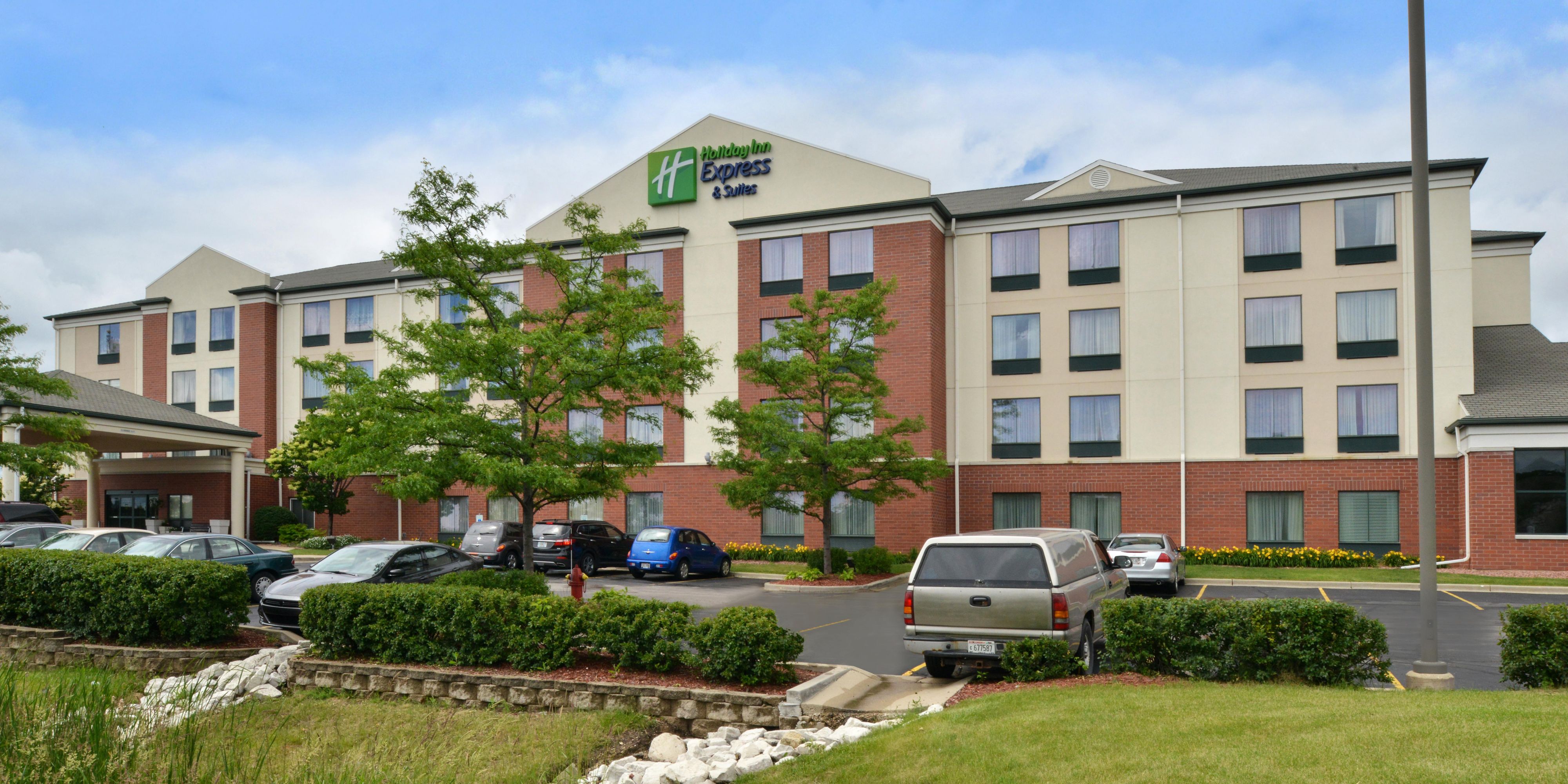 Holiday Inn Express & Suites Milwaukee-New Berlin Map & Driving ...