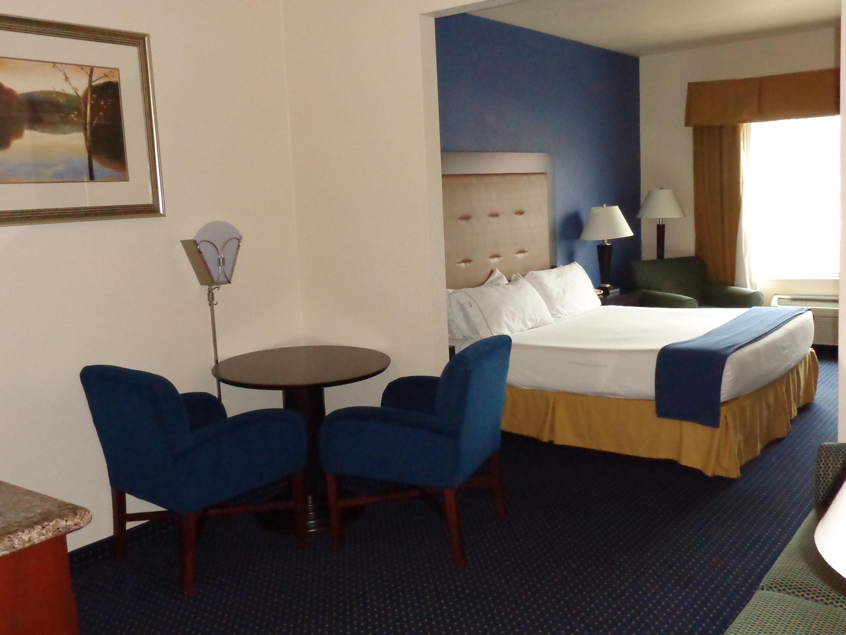 King Bed Guest Room