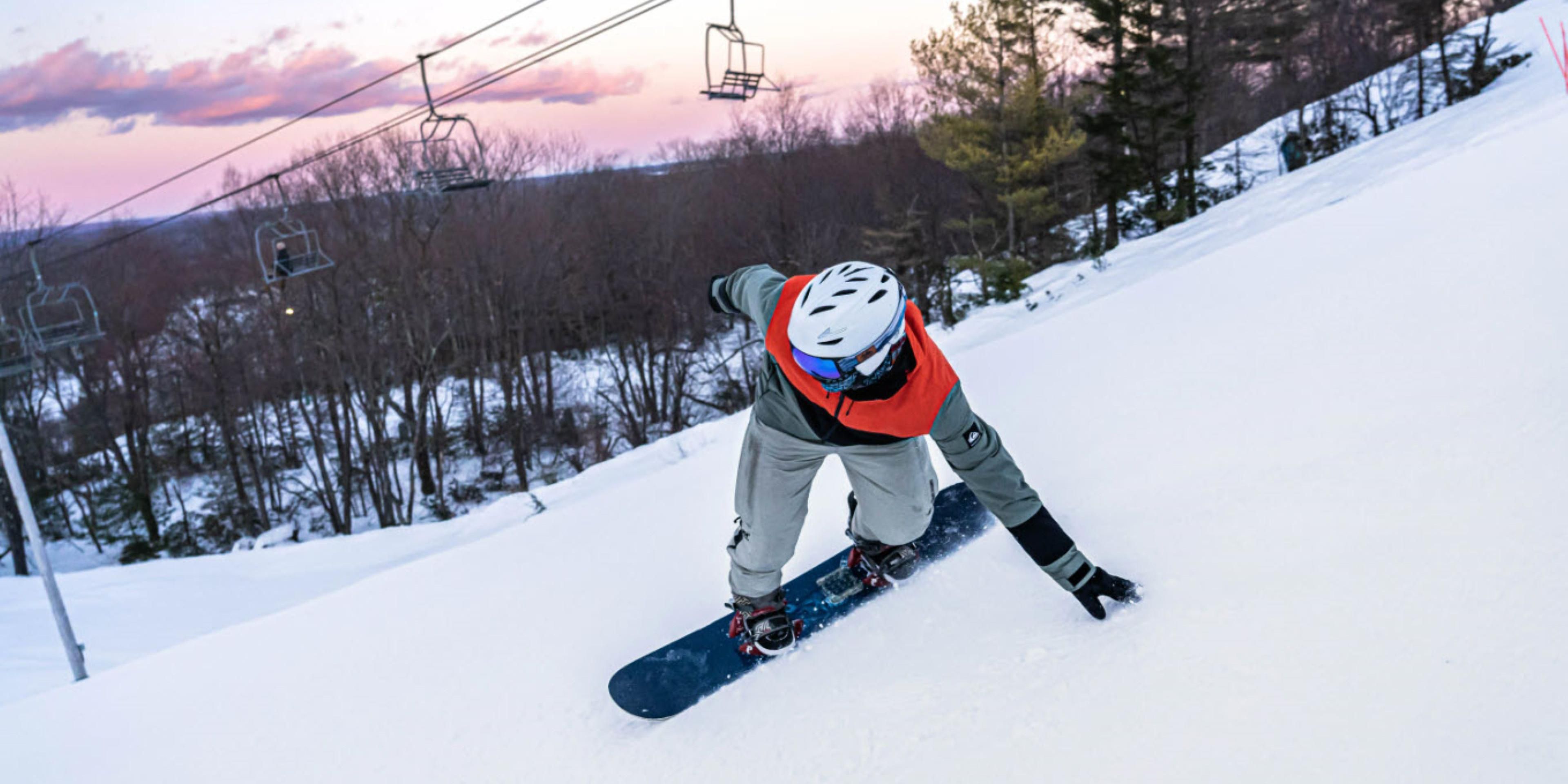 Learning to ski or snowboard should be a fun experience for kids. Start their day out right with a nutritious breakfast for energy, and try not to be in a hurry. Allow at least an hour before lesson time to purchase lift/lesson tickets, and rental equipment.