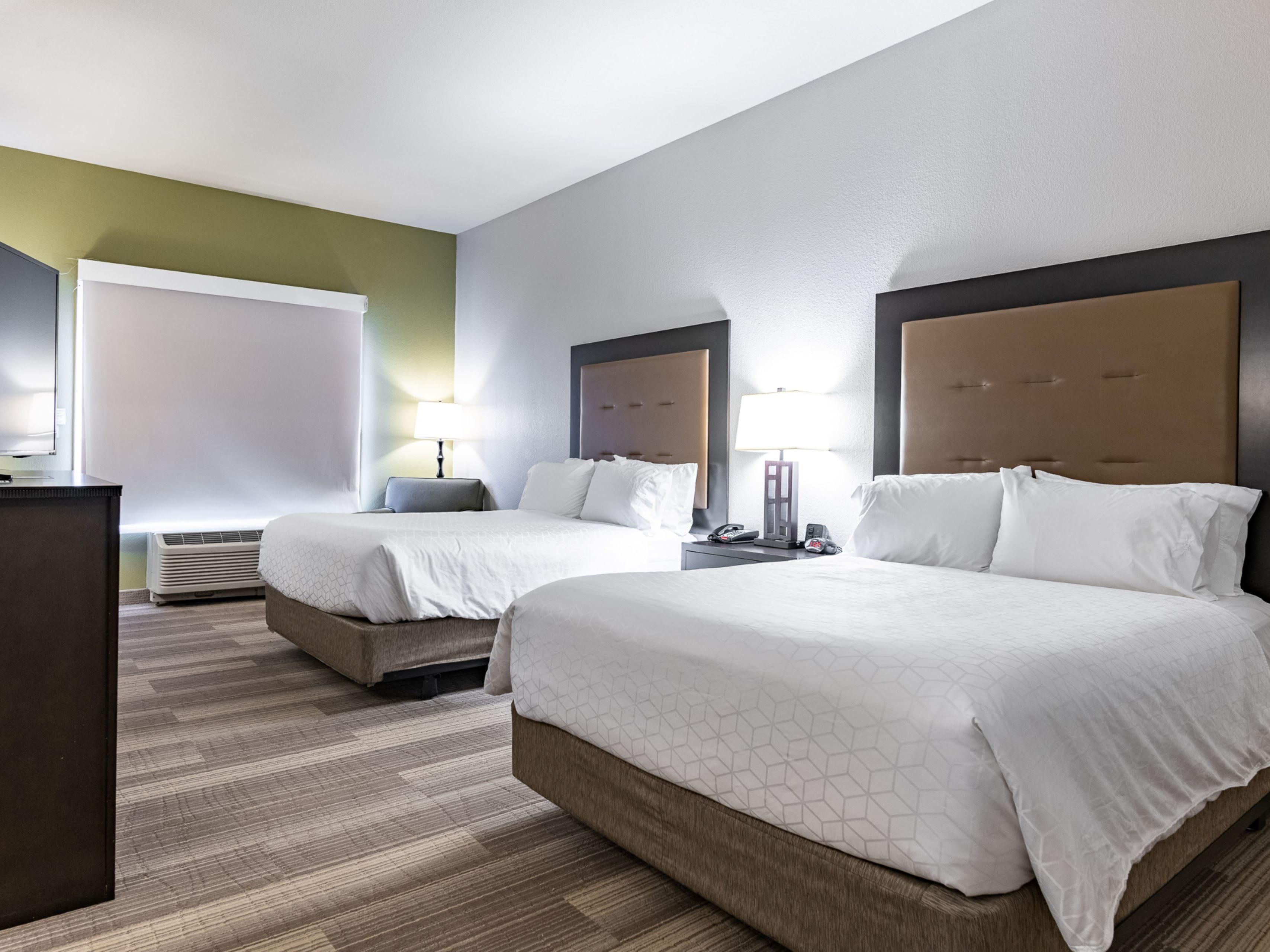 Two Queen Bed Room with Mini Fridge, Microwave and Keurig