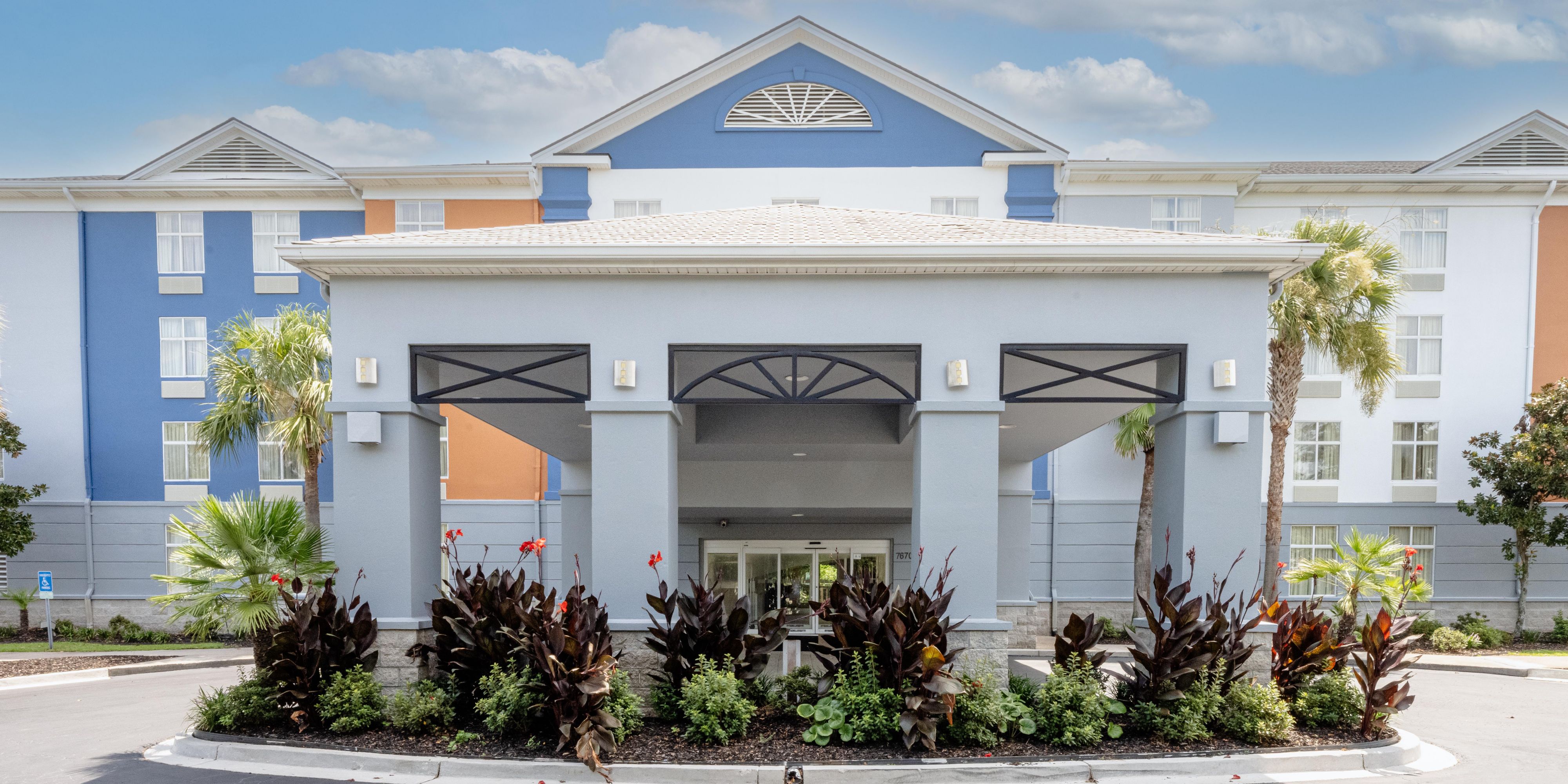 Holiday Inn Express & Suites Charleston-Ashley Fosfato