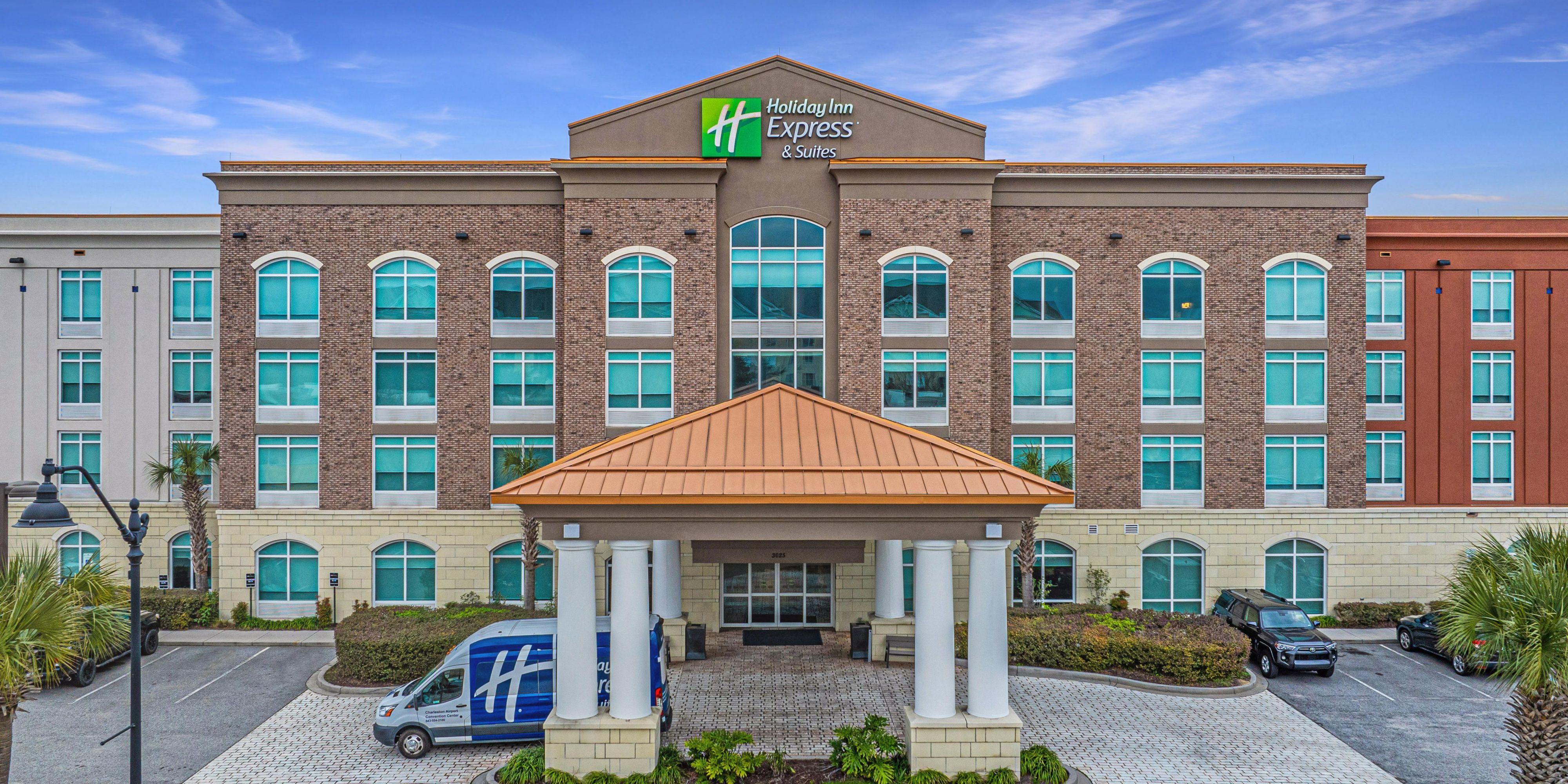 Holiday Inn Express & Suites Charleston Arpt-Conv Ctr Area