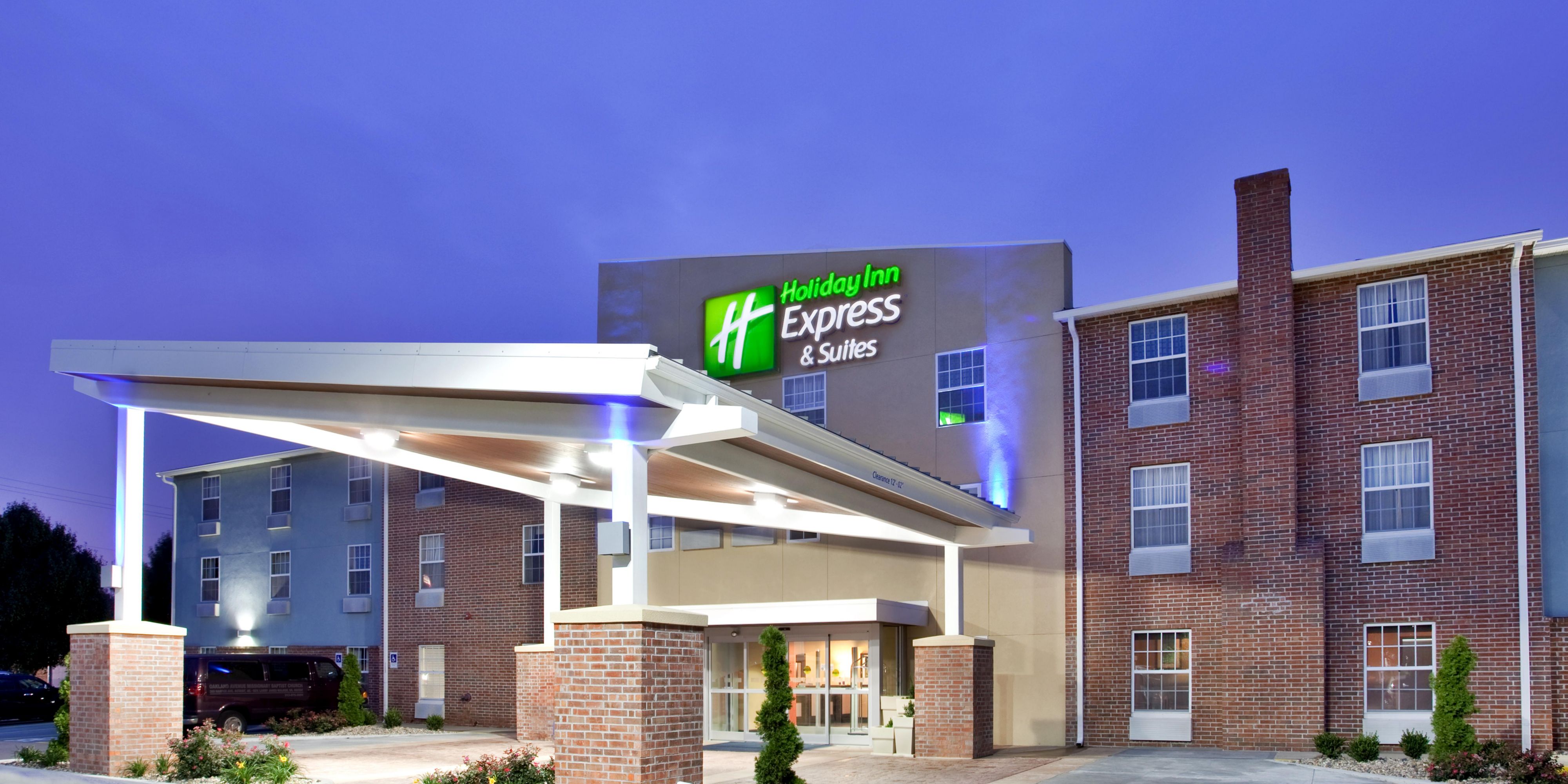 Holiday Inn Express & Suites North Kansas City