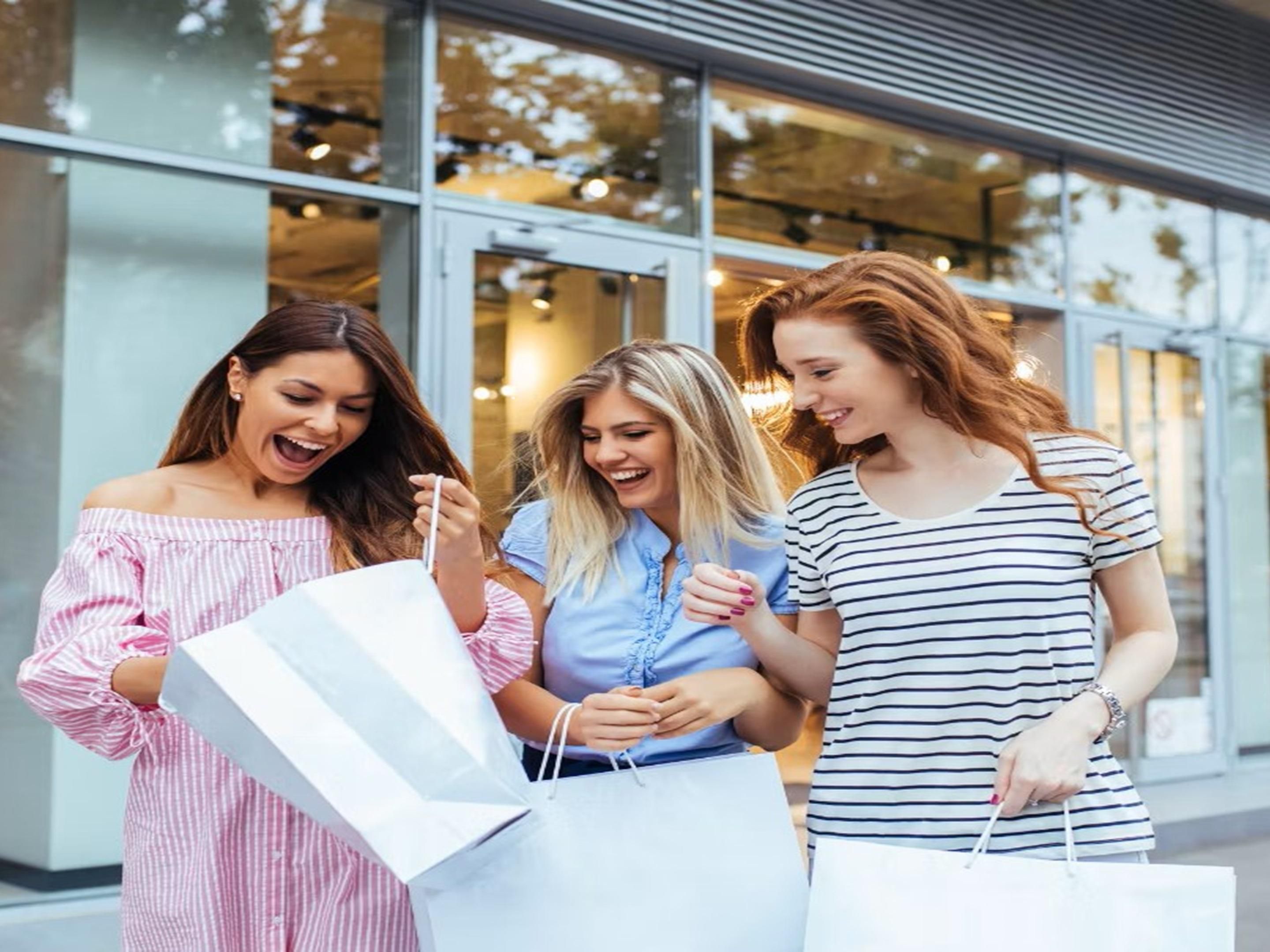 With over 70 stores offering a wide variety of brands, Tanger Outlets provides shoppers ample opportunities to discover great deals at their favorite retailer