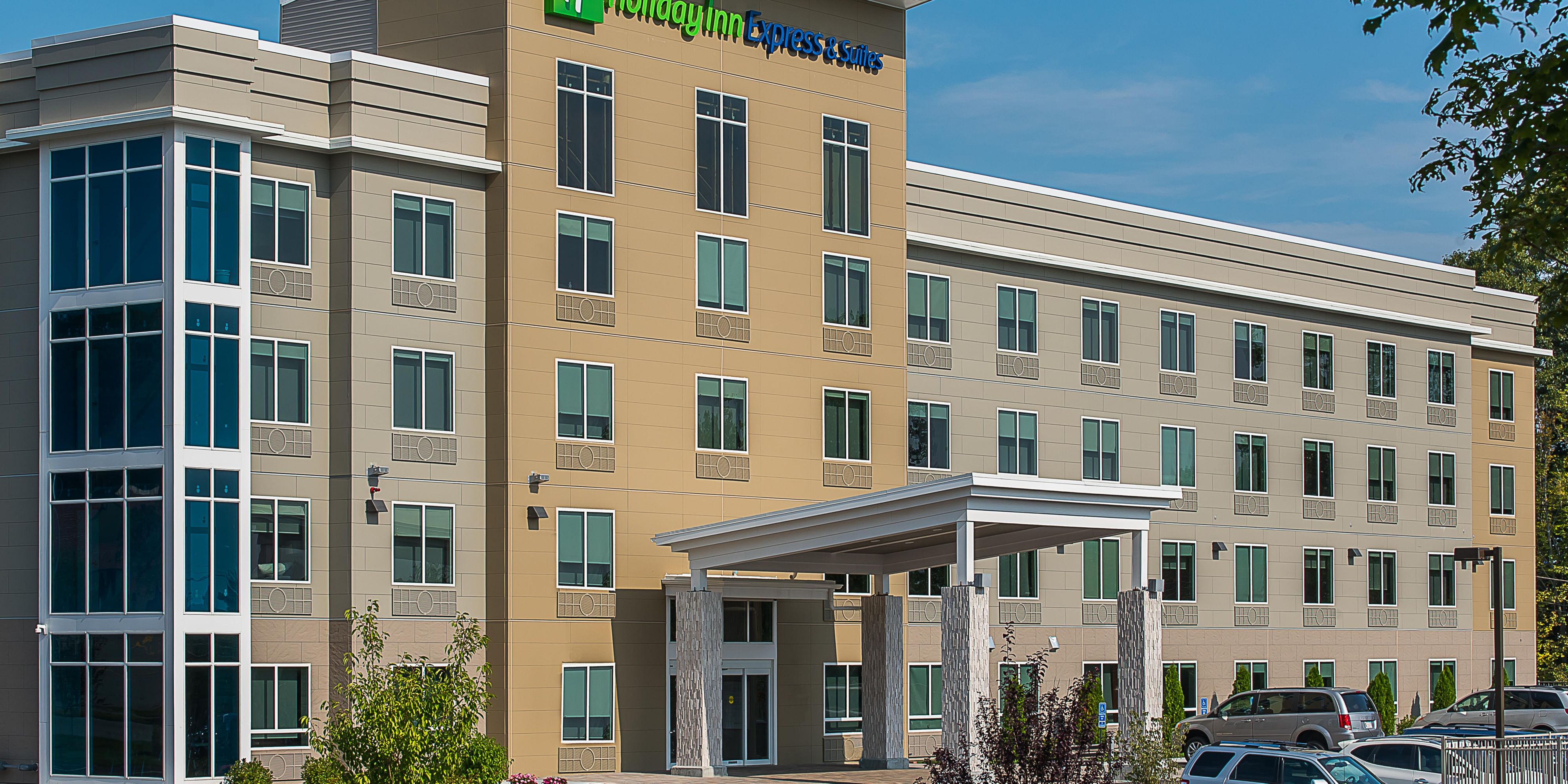 Holiday Inn Express & Suites Norwood-Boston Area