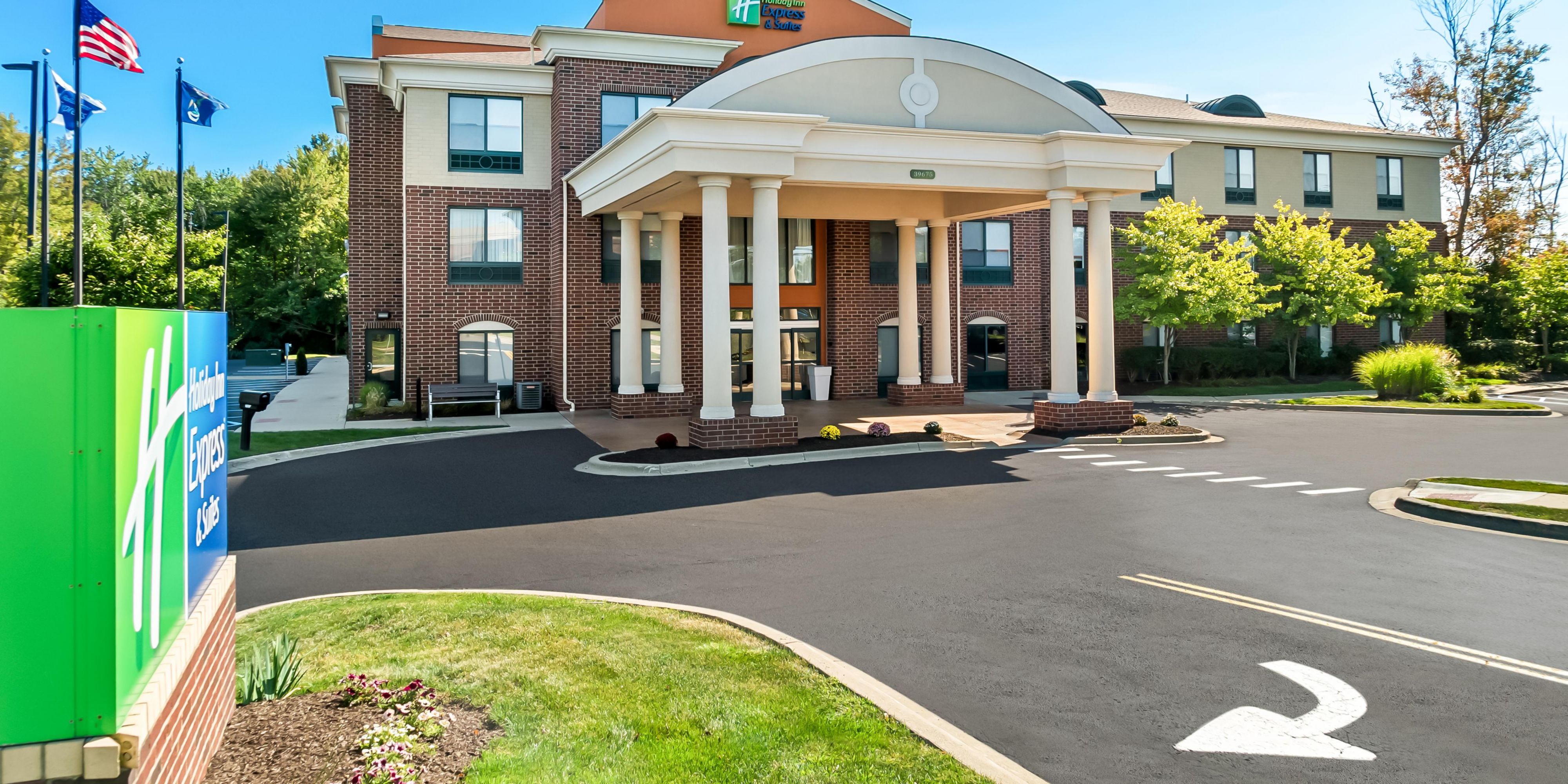 Holiday Inn Express & Suites Detroit-Novi