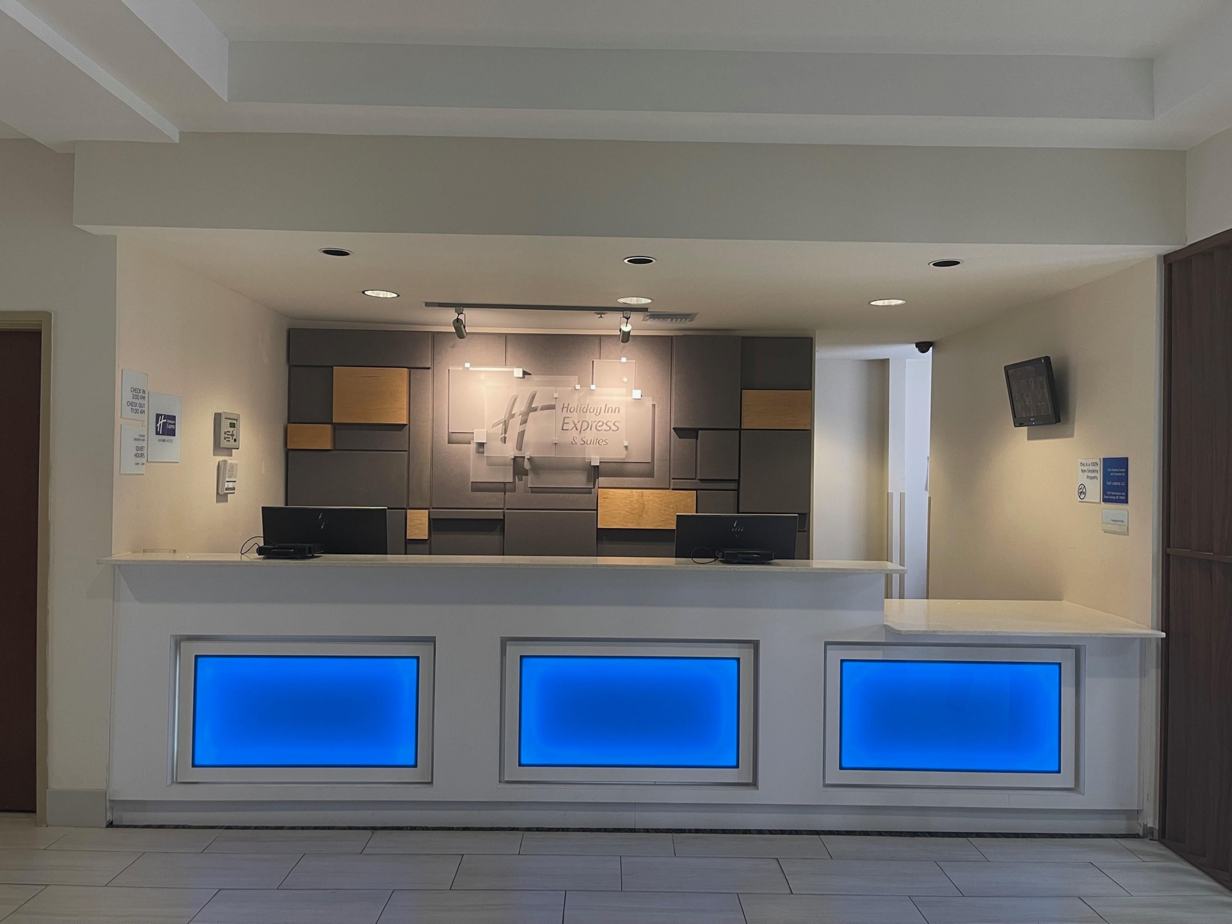 Holiday Inn Express & Suites Biloxi- Ocean Springs Amenities & Services