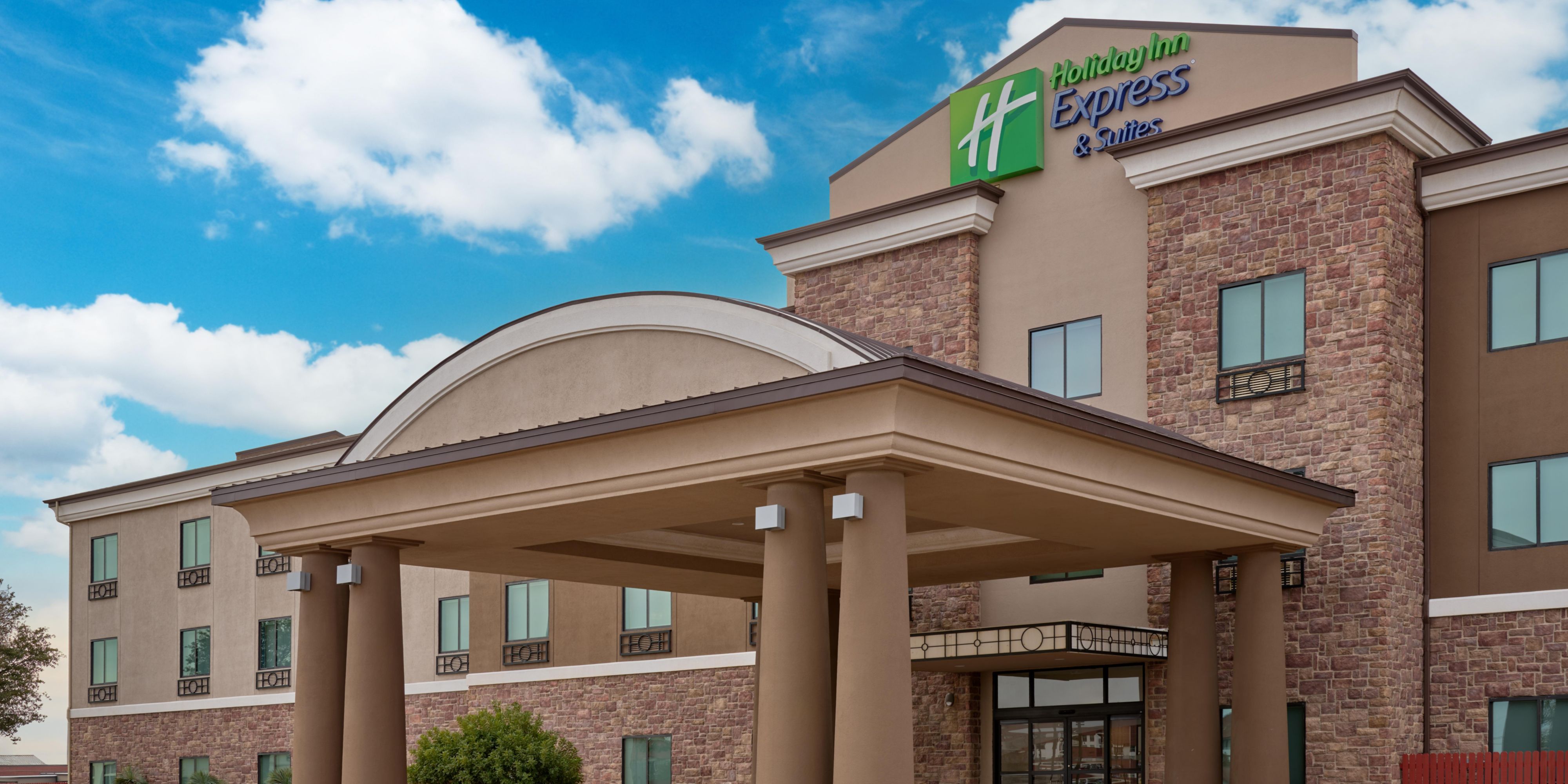 Holiday Inn Express & Suites 敖德薩