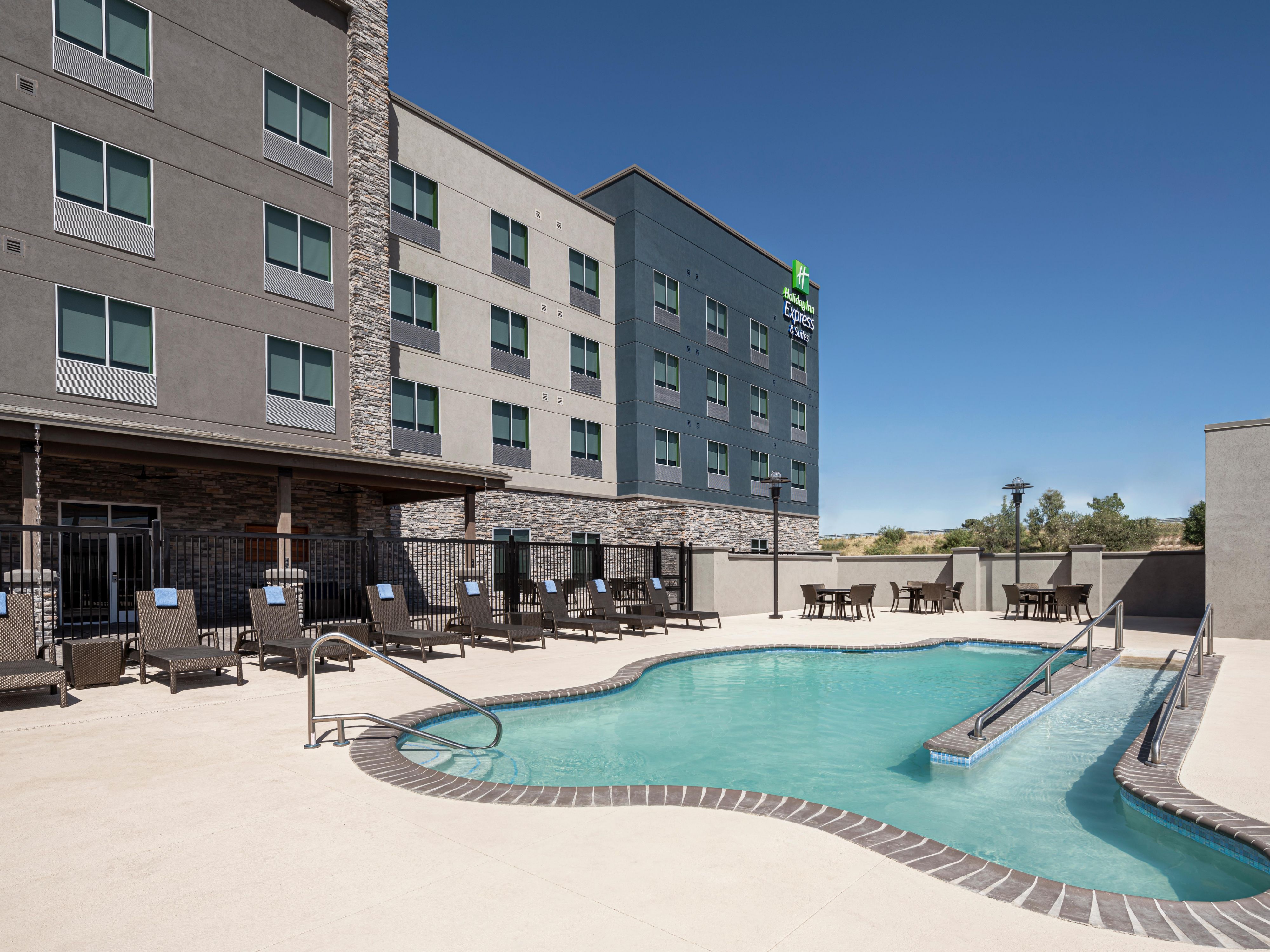 Enjoy the outdoors. Have the kids jump in our outdoor pool and slap some burgers on the BBQ. We have an outdoor TV in our patio area so that you can keep up with the latest sports scores. 