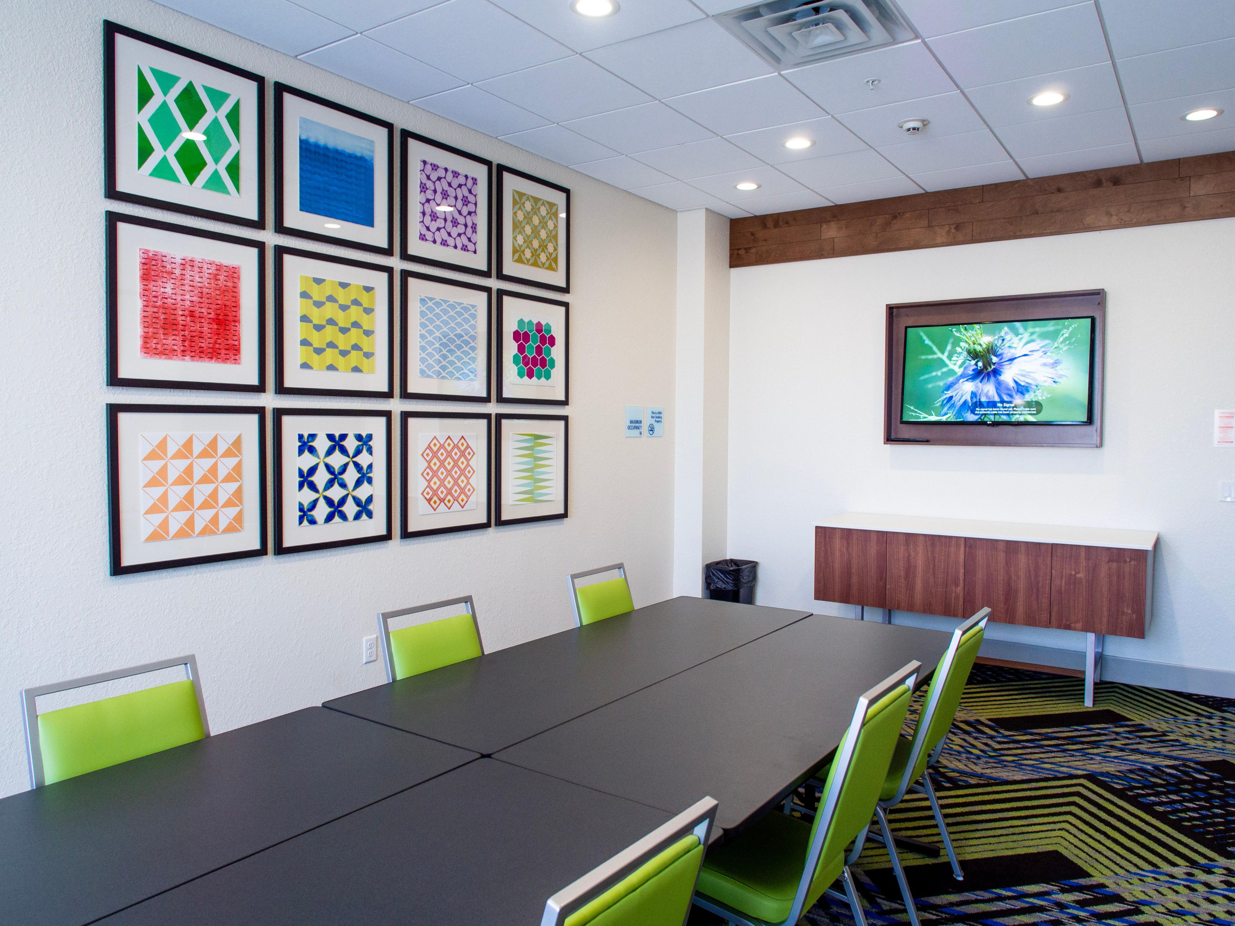 Holiday Inn Express OKC Airport hotel boasts a 900 sq ft event room known as the Boomer Room, which accommodates up to 60 guests. We also offer a 12-seat conference room known as the Cowboy Boardroom. Call to book your event!