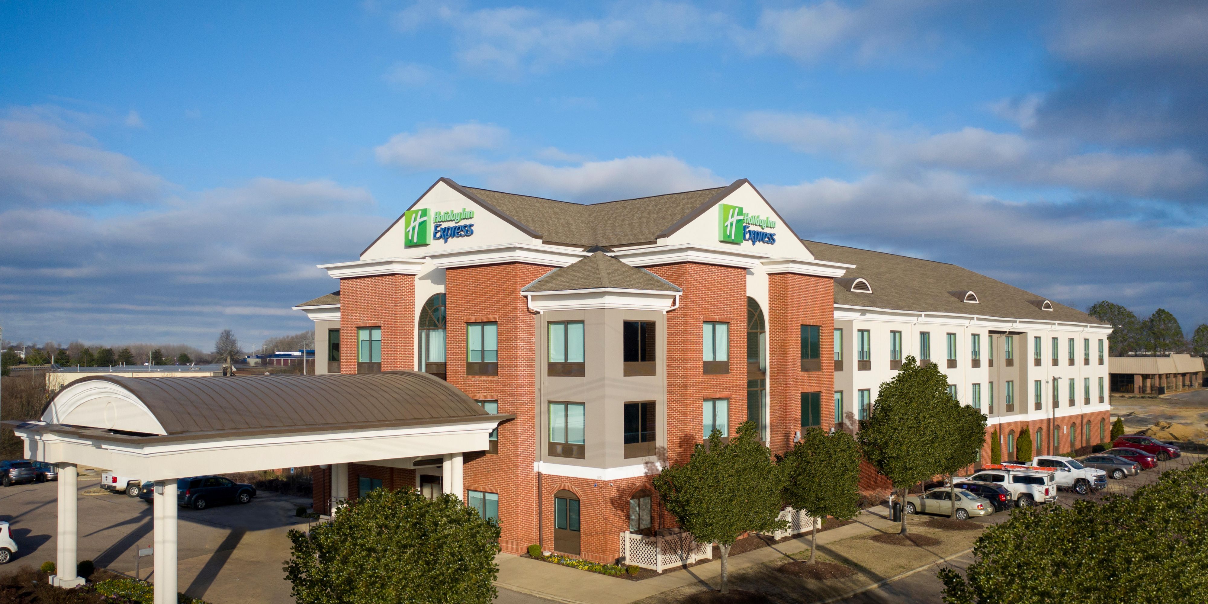 Holiday Inn Express & Suites Olive Branch Hotel IHG