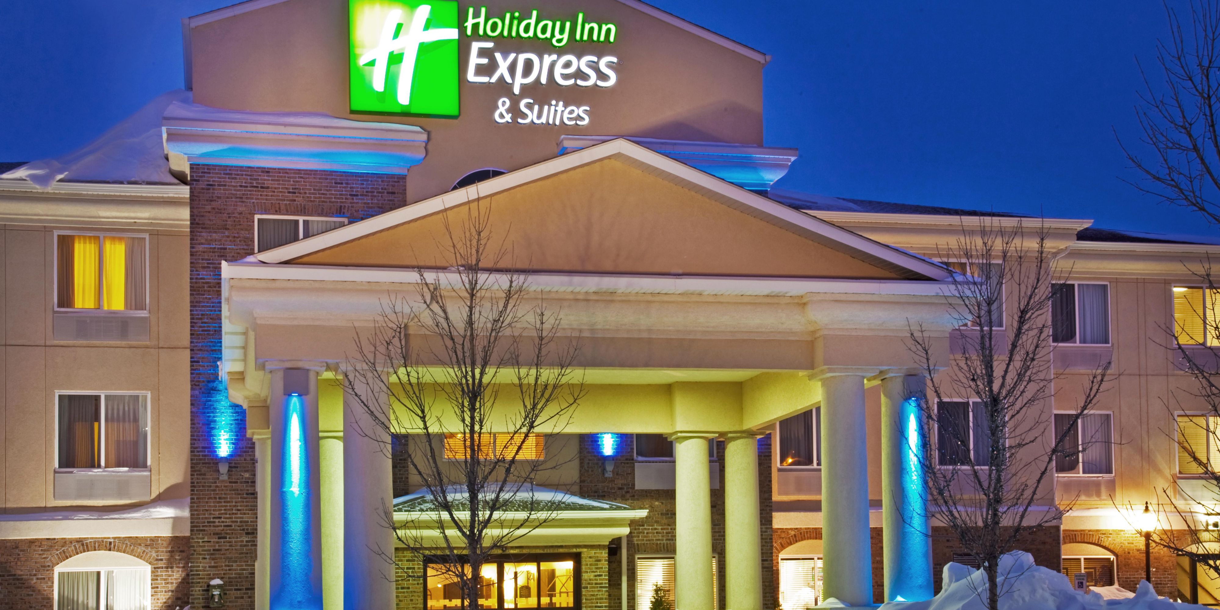 Holiday Inn Express & Suites Omaha West