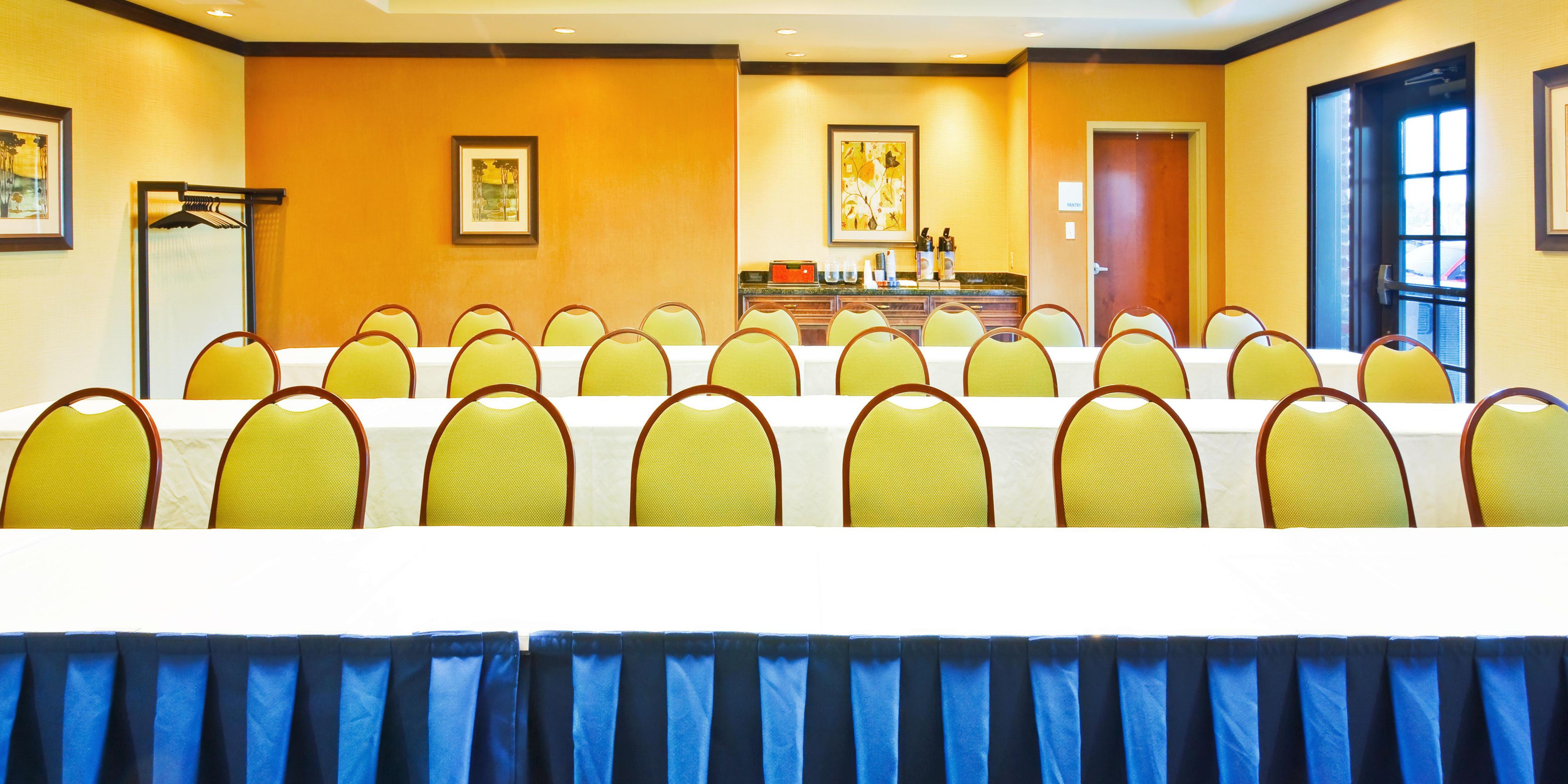 Ooltewah Hotel near CHA Airport Holiday Inn Express & Suites Ooltewah