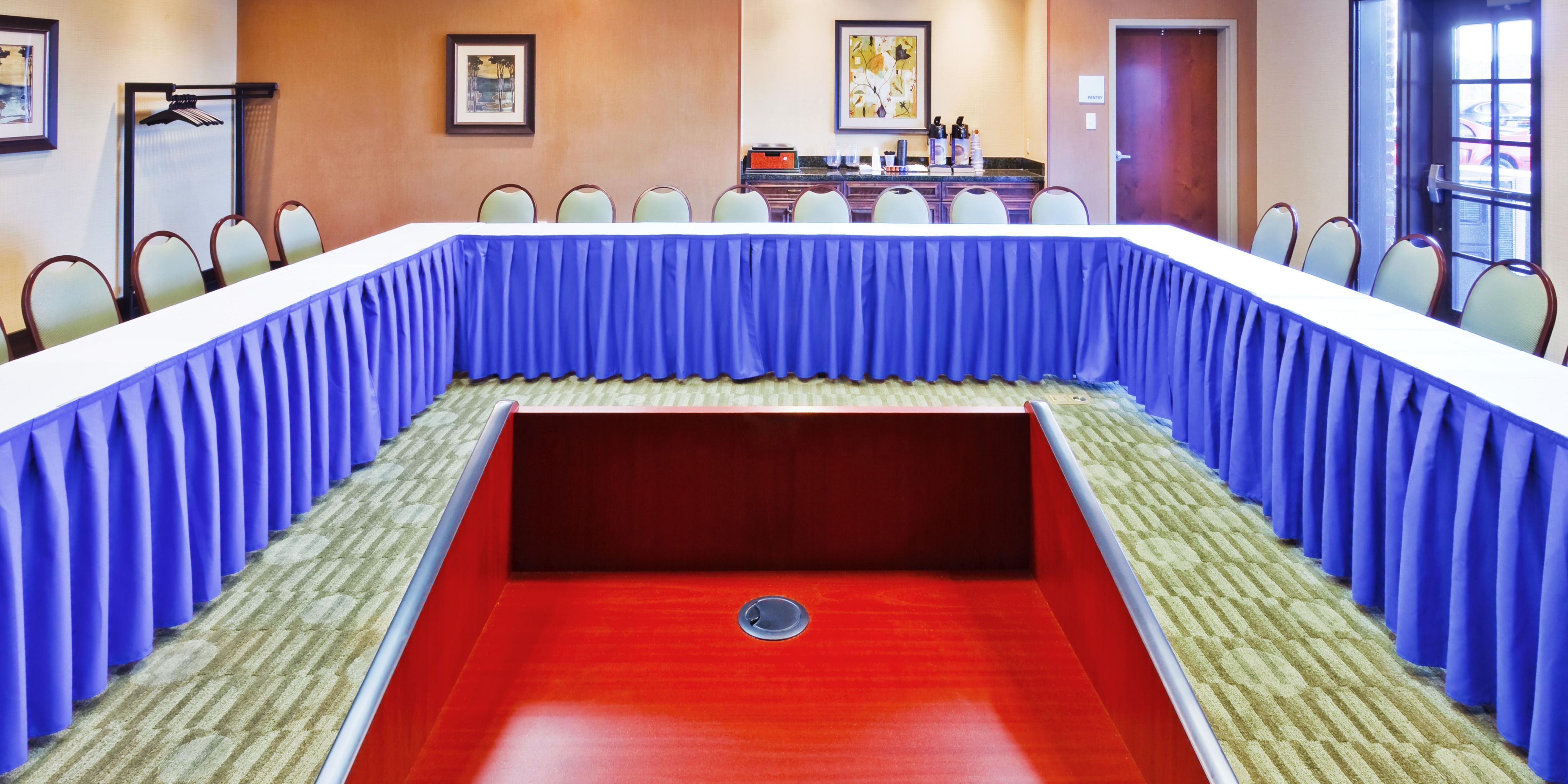 Ooltewah Hotel near CHA Airport Holiday Inn Express & Suites Ooltewah