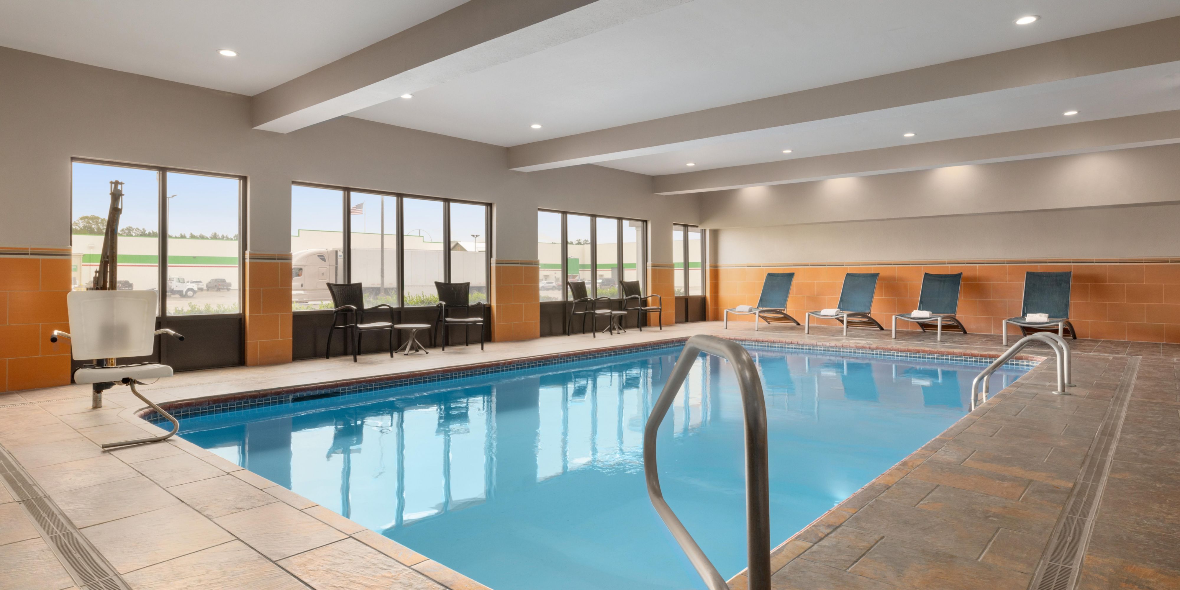 Sip your favorite drink poolside, catch up on reading while you lounge, or take a refreshing swim in our indoor pool.  Relax after a long day and soak your tired muscles. The pool is open from 8am to 11pm.