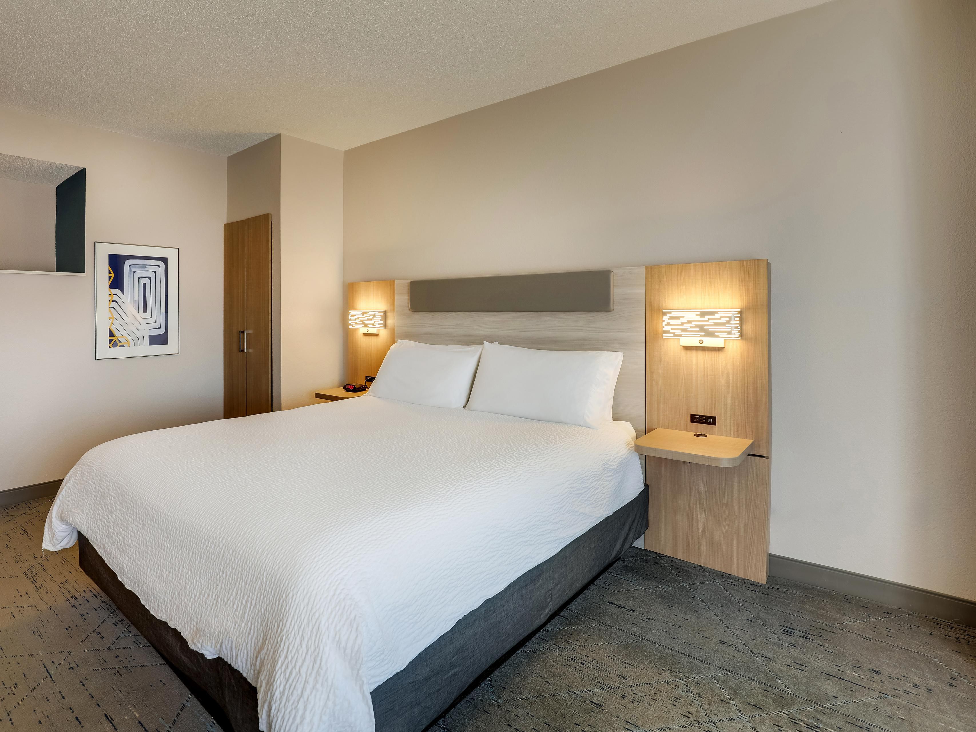 Single Bed Guest Room