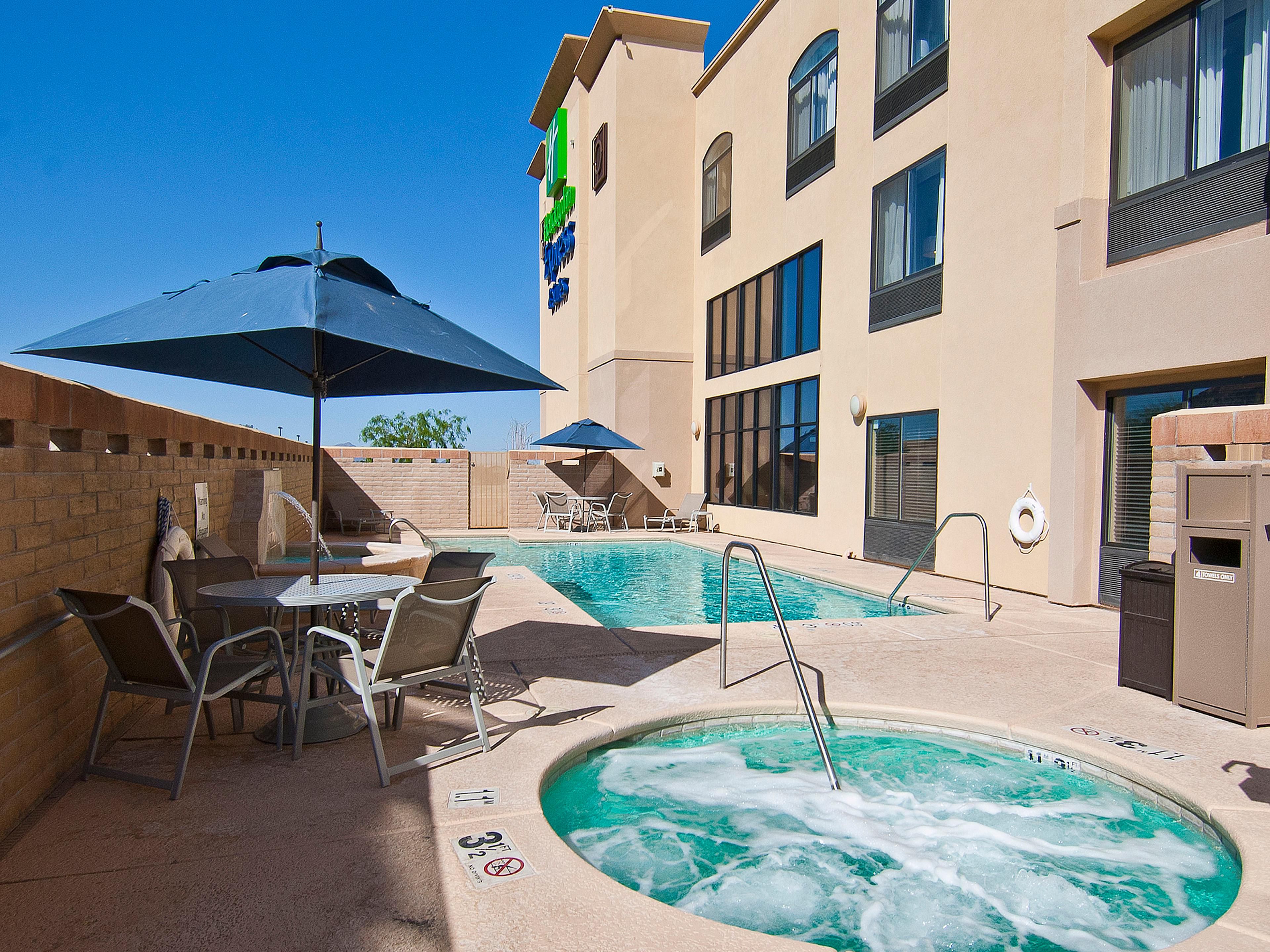 Need some relaxation? Try our outdoor pool and whirlpool!