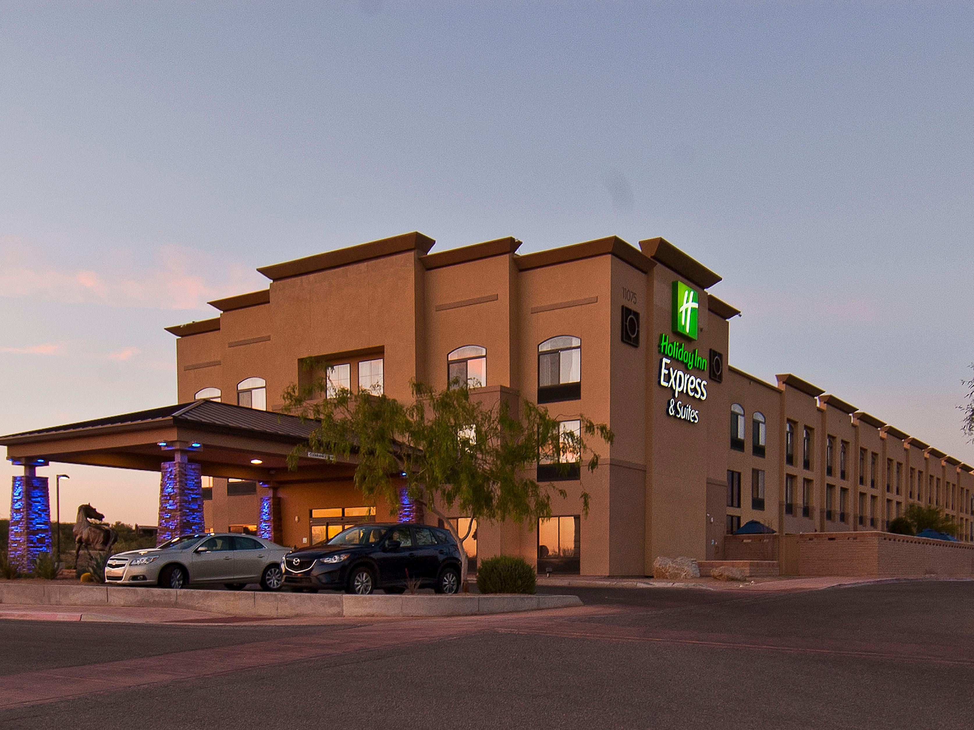 Welcome to our hotel in Tucson, Arizona.