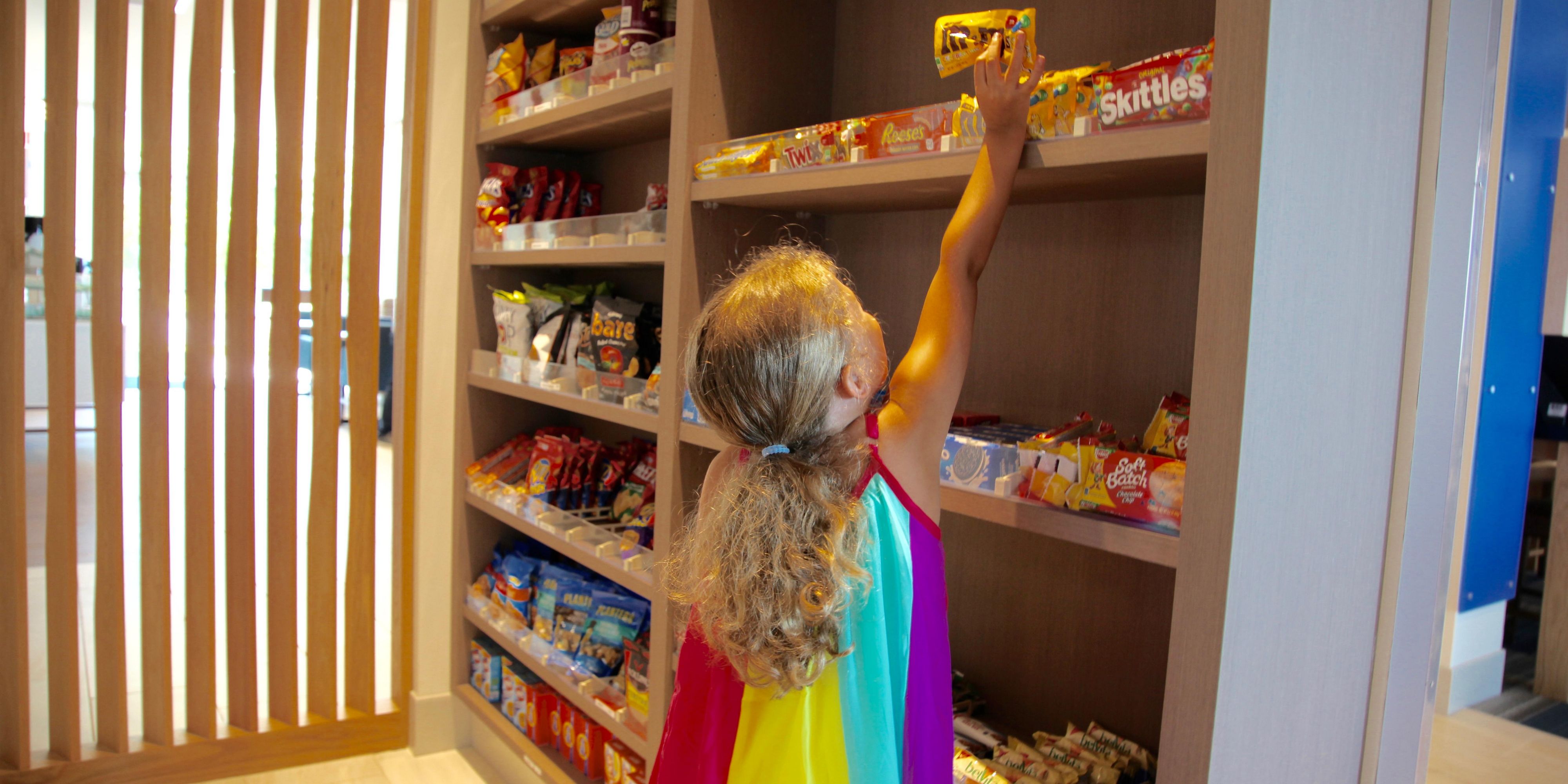 Affordable Hotel in Oswego, NY | Holiday Inn Express & Suites Oswego