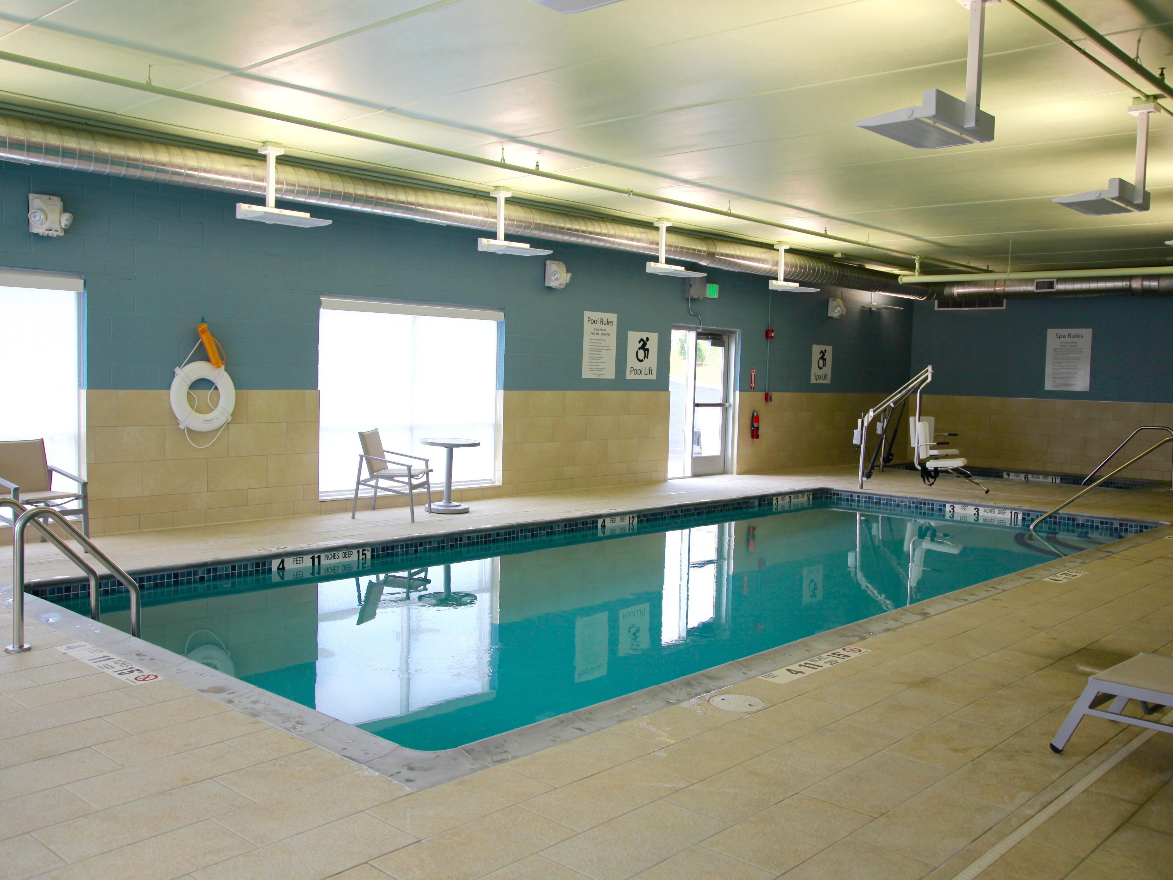 Escape to year-round relaxation and family-friendly fun in our inviting indoor pool. Whether you're looking to unwind after a busy day or make a splash with loved ones, our indoor pool is the perfect oasis for all guests seeking a refreshing retreat.