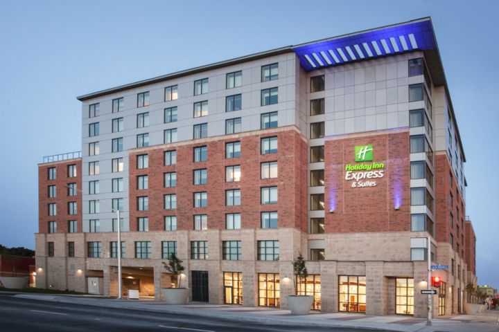 Holiday Inn Express & Suites Downtown Ottawa