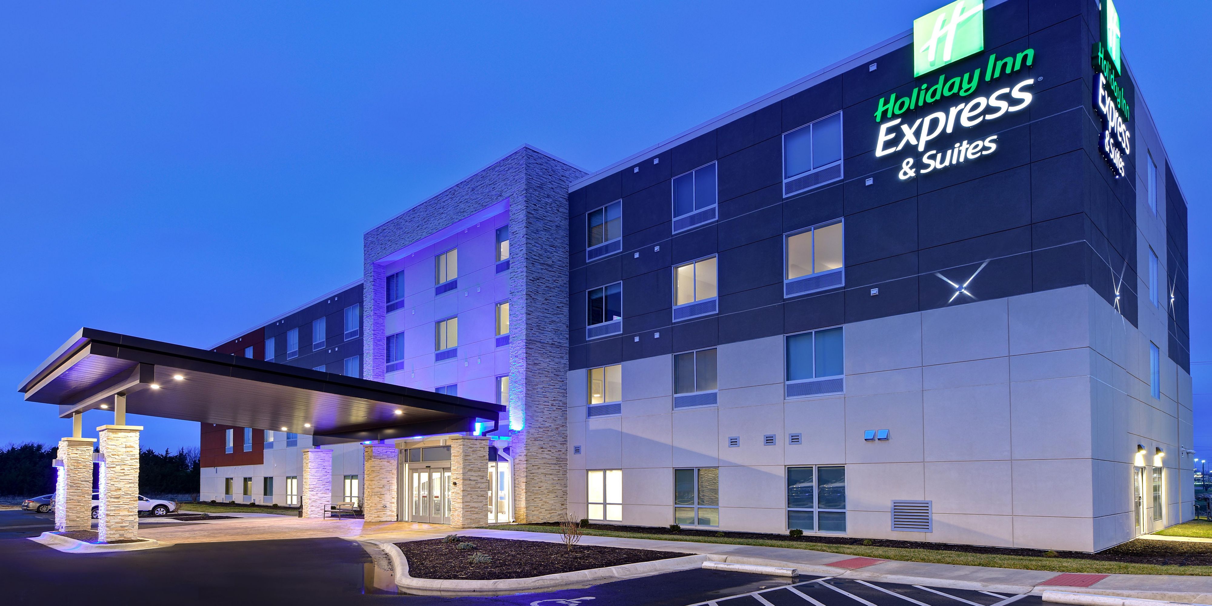 The Holiday Inn Express Ottawa is conveniently located right off of Interstate 35. We are less than and hour drive from Overland Park and Kansas City.