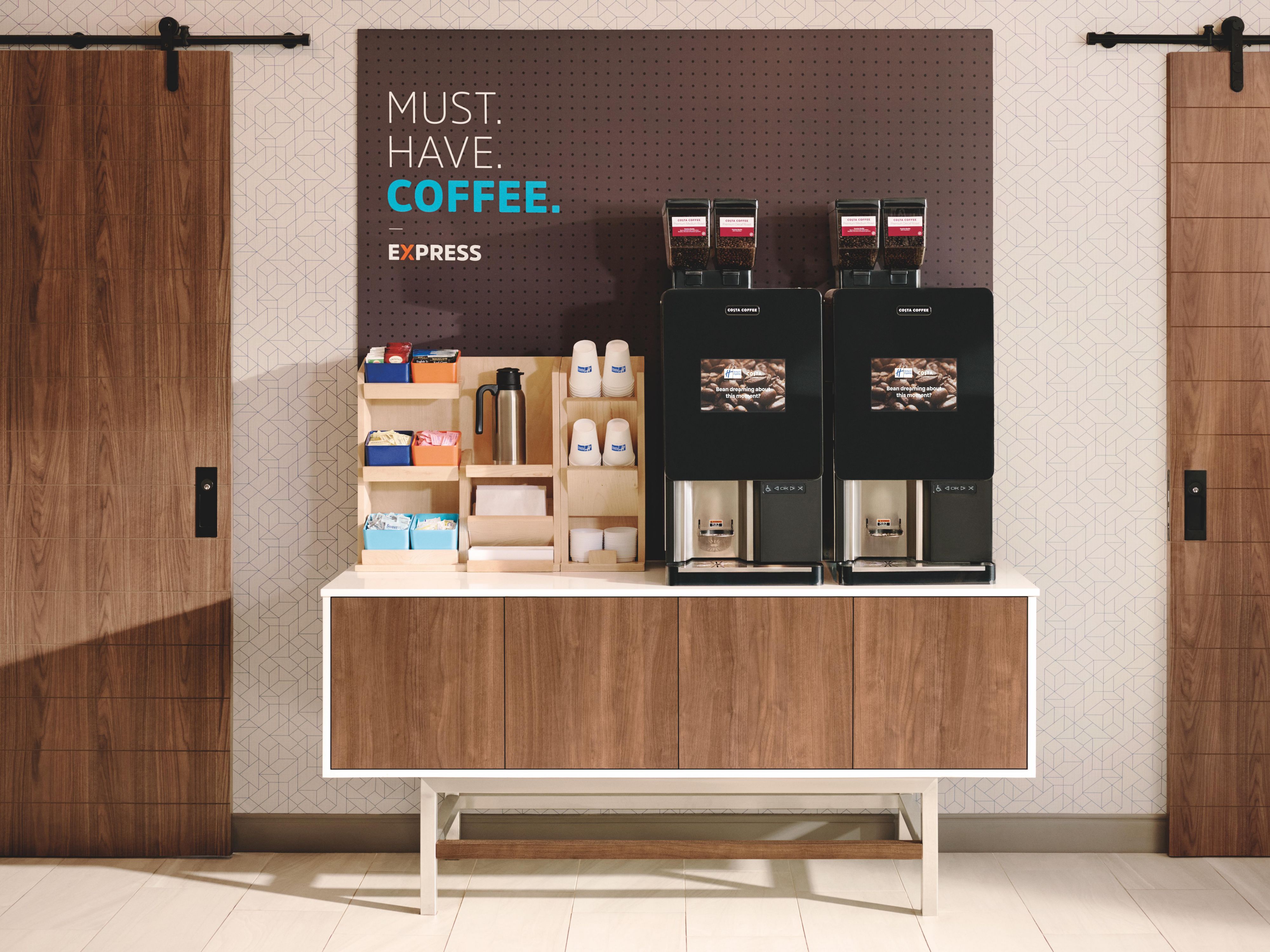 Savor the taste of freshly brewed coffee around
the clock with our new bean-to-cup coffee
machine, available 24/7 in the lobby. Elevate
your stay with us and relish every sip of our
exceptional coffee!