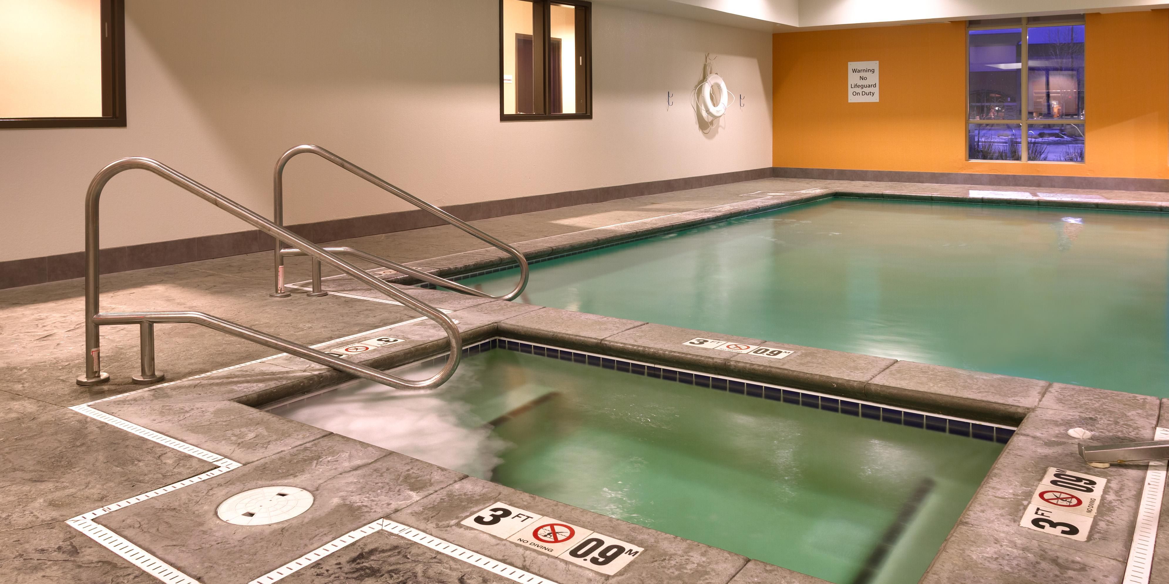 hotels in olathe ks with indoor pool