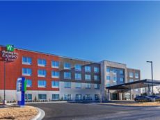 Holiday Inn Express & Suites Tulsa Northeast - Owasso