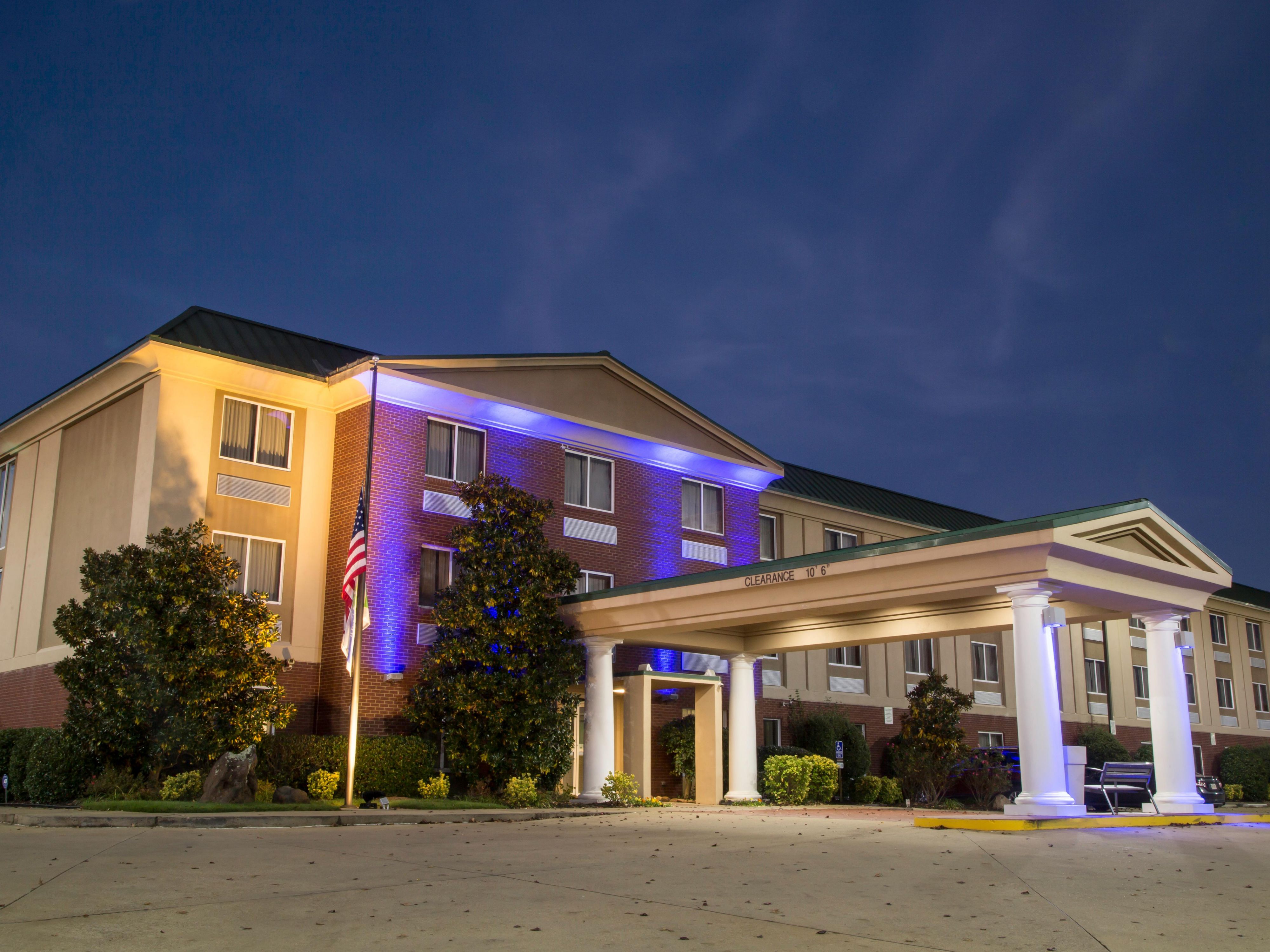 Affordable Hotels in Oxford, MS Holiday Inn Express & Suites Oxford