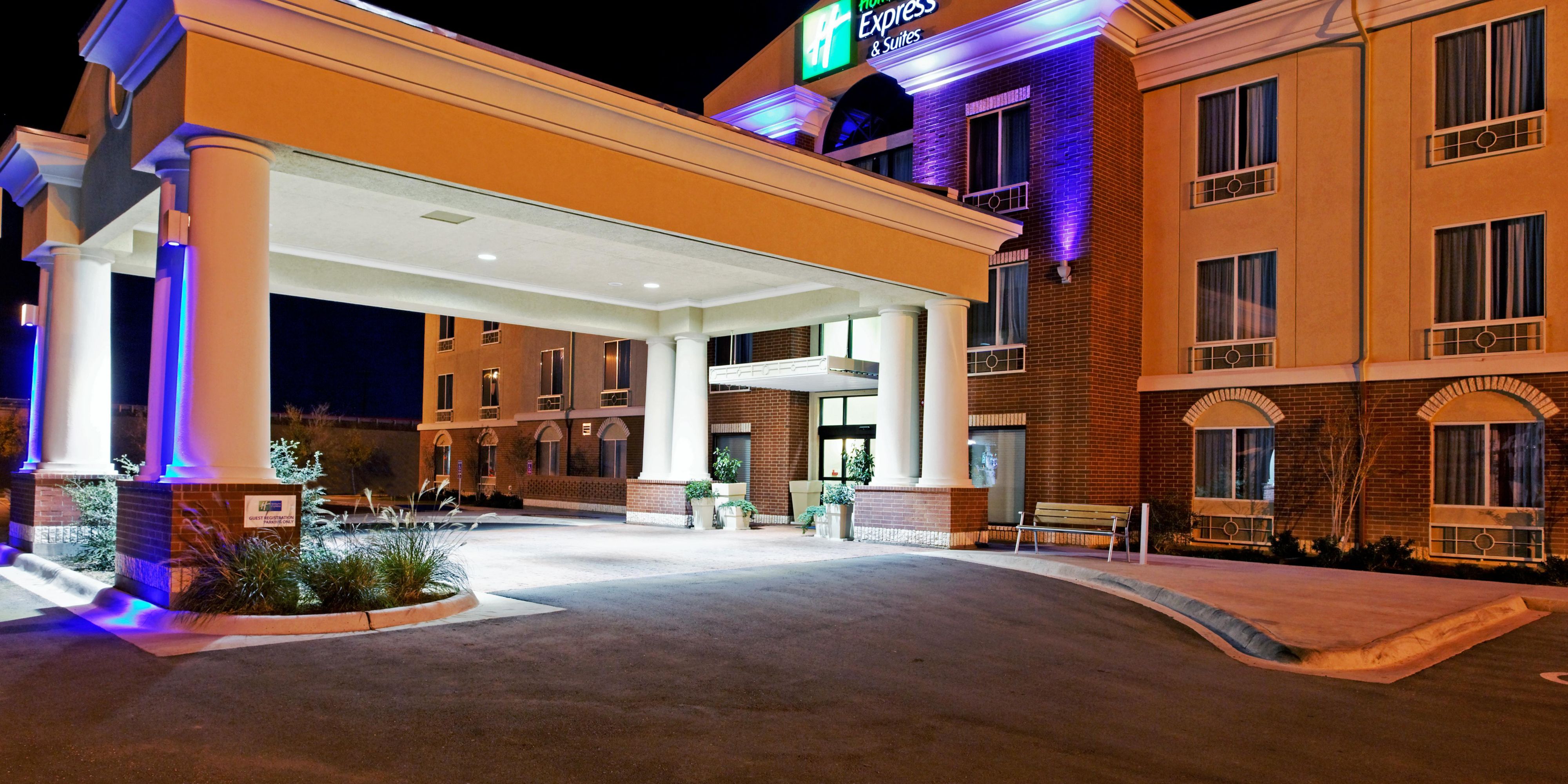 Holiday Inn Express & Suites Ozona