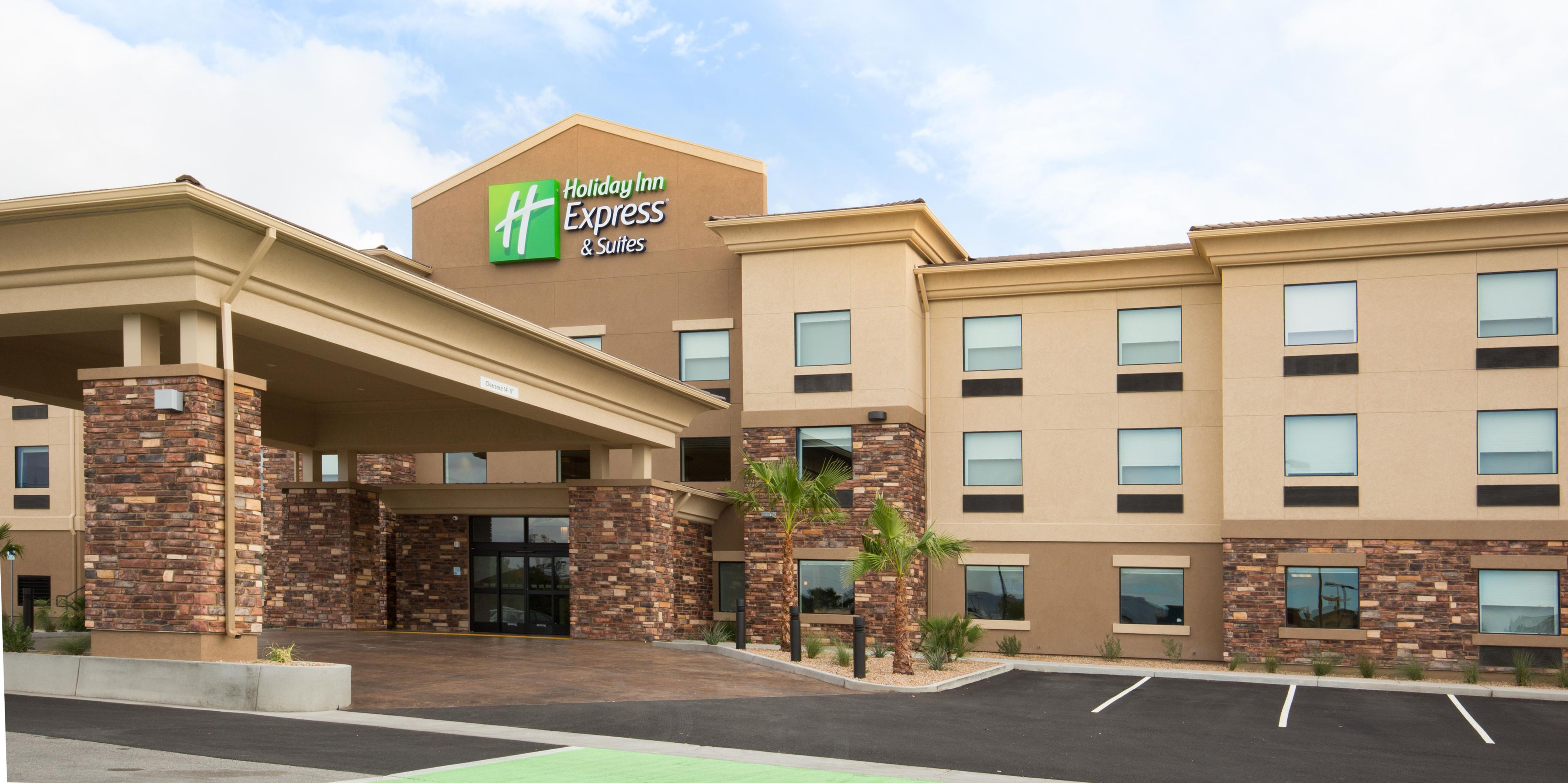 Holiday Inn Express & Suites Pahrump