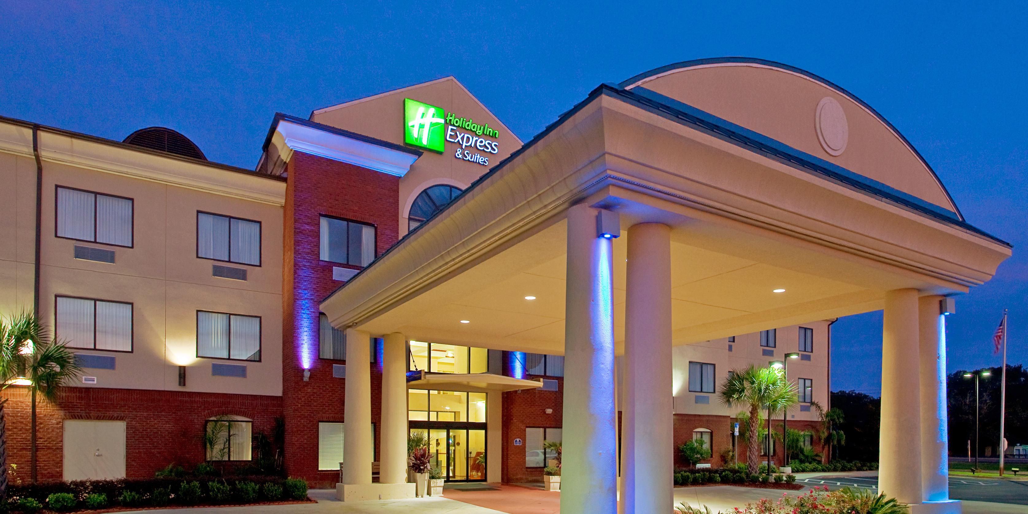 Holiday Inn Express & Suites Panama City-Tyndall3