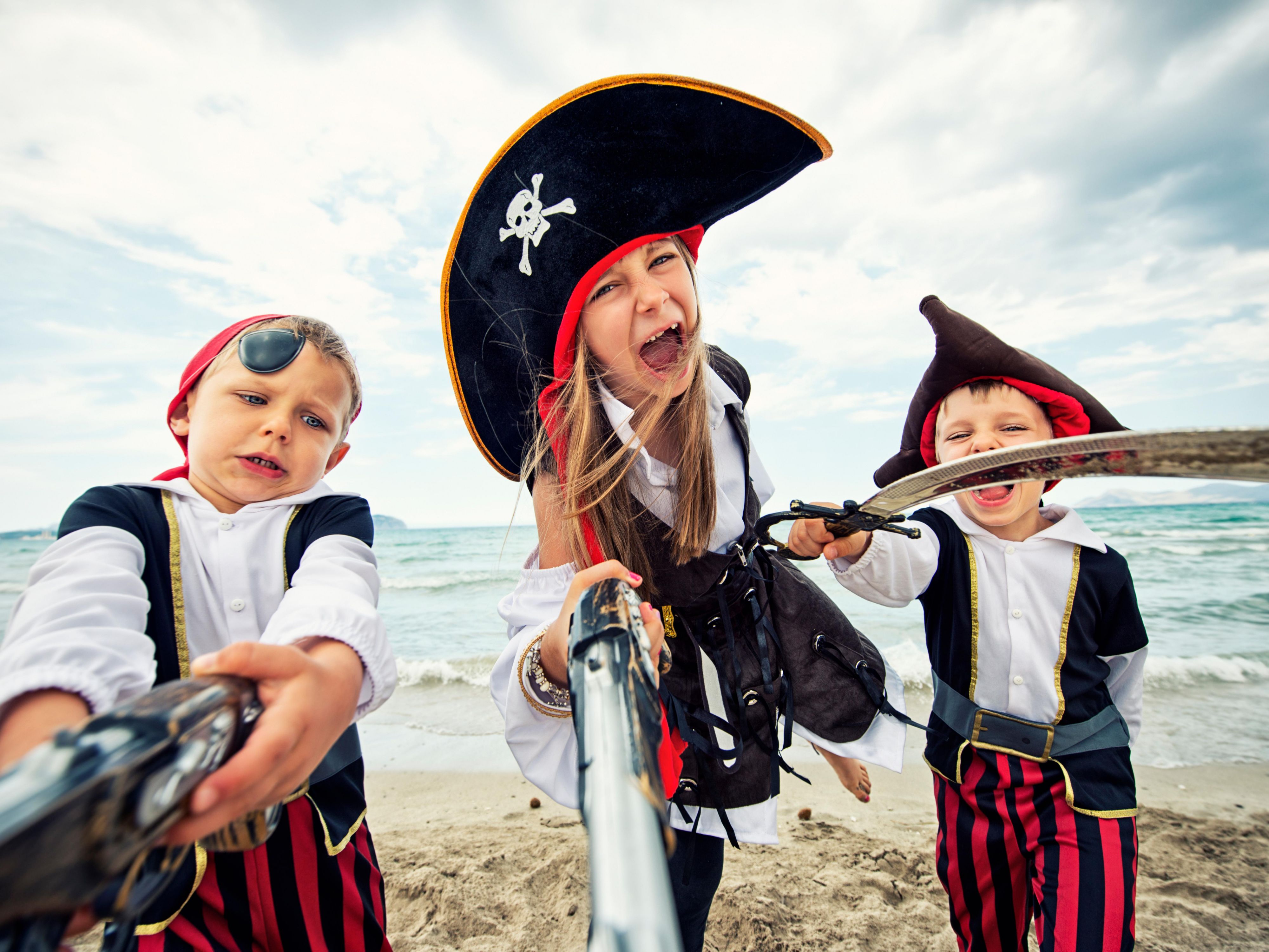 This Fall in Panama City Beach is packed with excitement! Join the Oktoberfest celebration with German food and beer, cheer on pirates at the High Seas Fest, and feel the rumble at Thunder Beach Motorcycle Rally. Enjoy beachside fun, live music, and festive vibes, all near our hotel in Panama City Beach, Florida. 