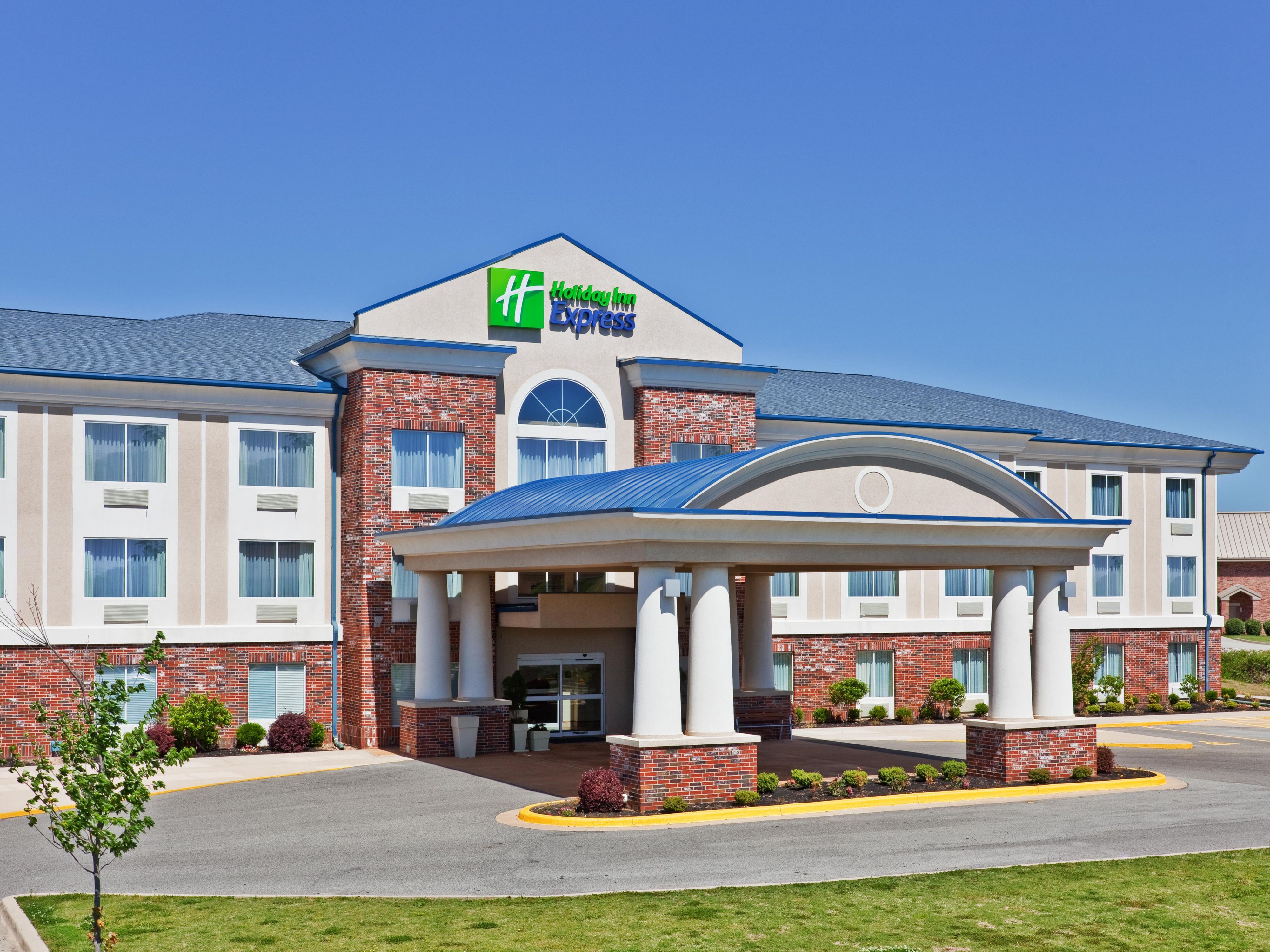 Affordable Hotel in Paragould, AR | Holiday Inn Express & Suites Paragould