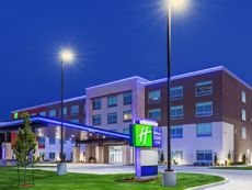Holiday Inn Express & Suites Parsons